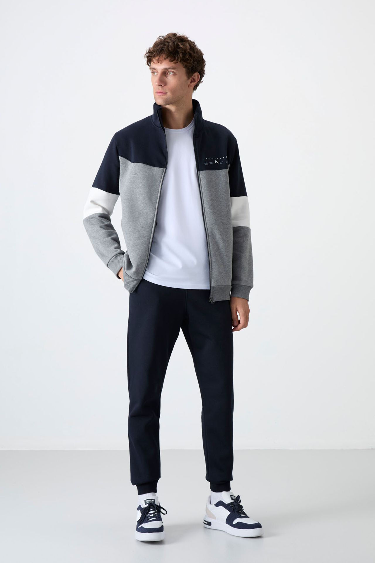 TOMMY Men's Color-Blocked Zip Sweatshirt And Pants Set 2
