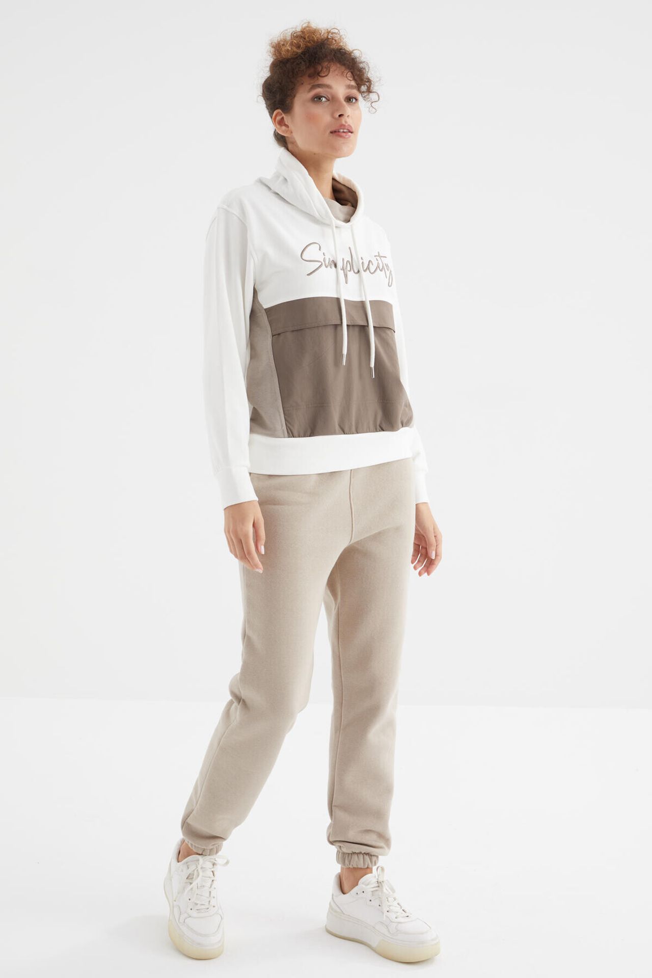 TOMMY Women's High-Waist Fleece Jogger Sweatpants 6