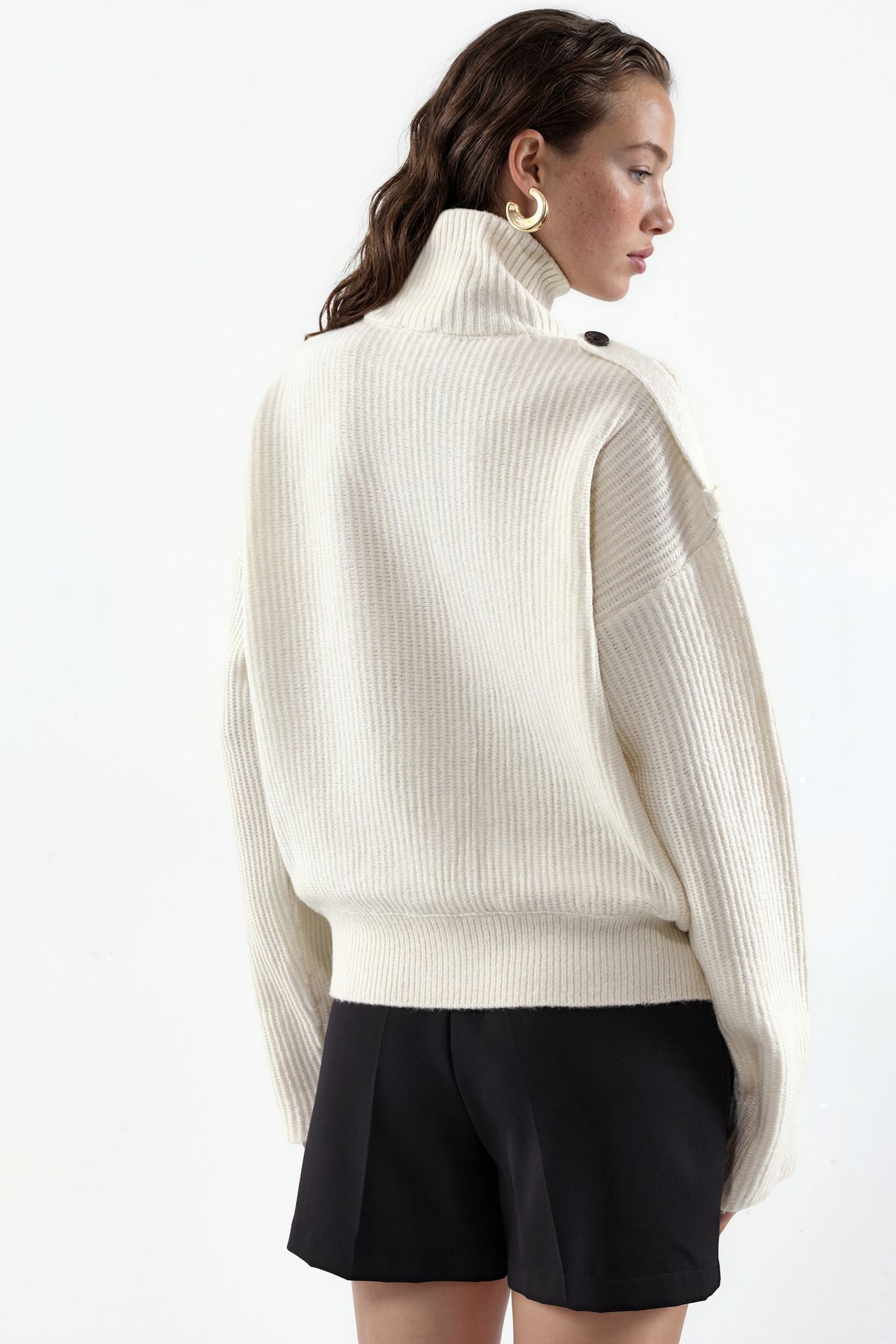 VIORNA Ribbed Half-Turtleneck Button Cardigan 4