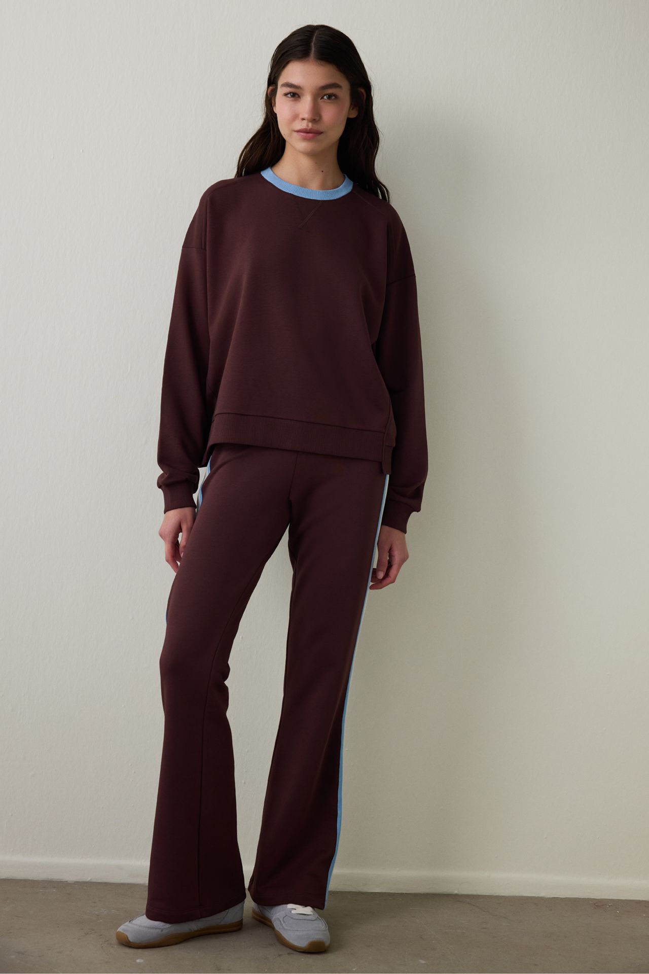 PENTI Floral Pattern Collared Oversize Sweatshirt Inspired By Flora 2