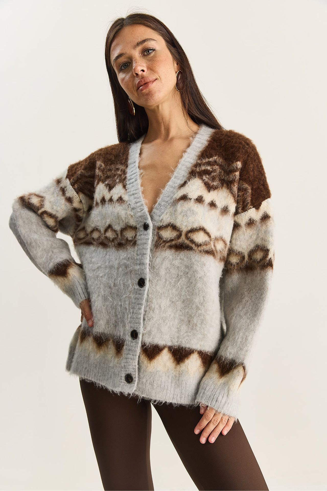 LUCCI Thick Ethnic Pattern V-neck Cardigan with Buttons 3