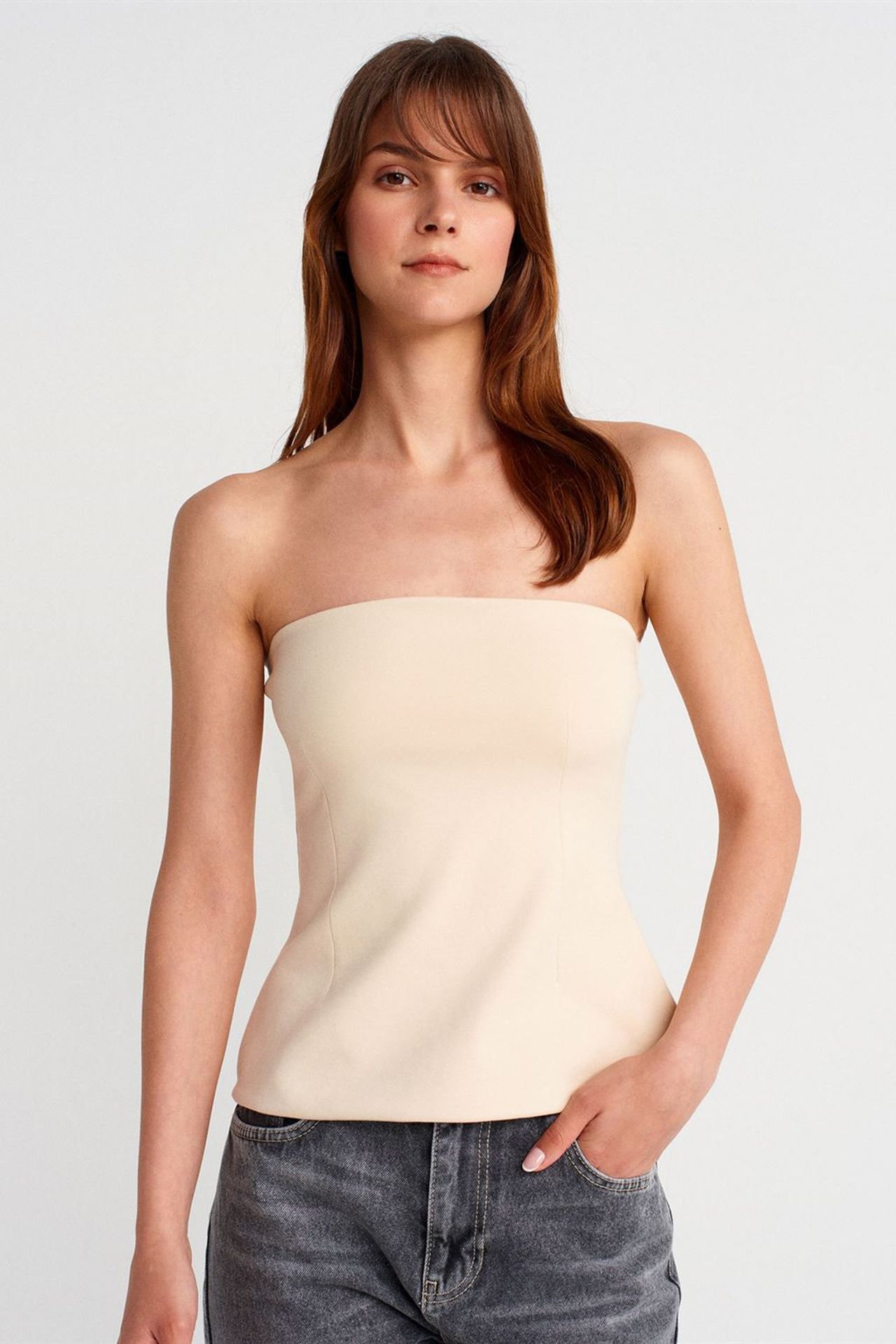 DILVIN Strapless Slim-fit Bandeau Blouse 1