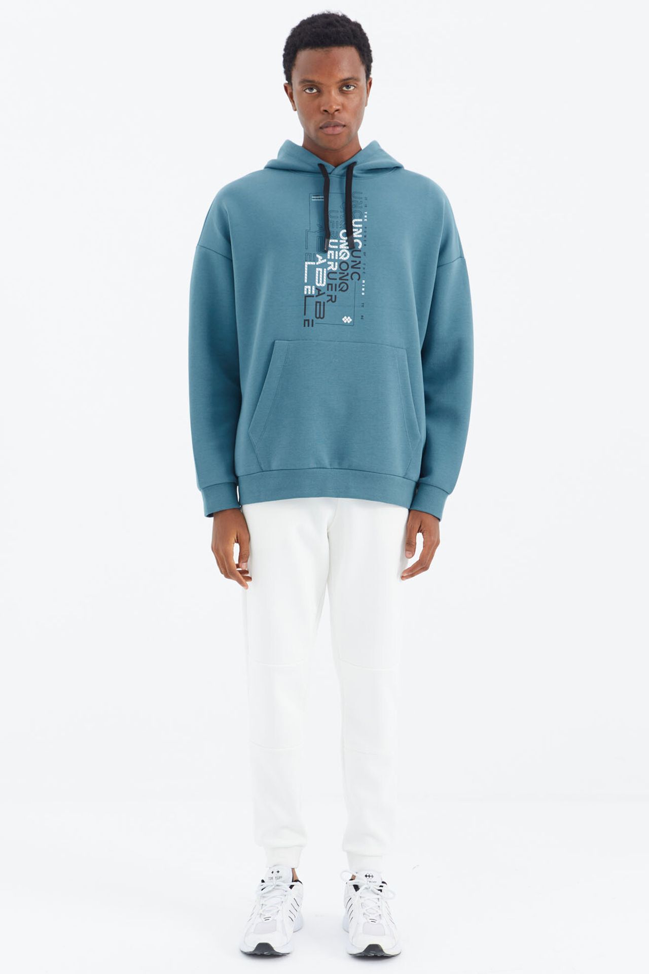 TOMMY Men's Relaxed Fit Fleece Sweatpants 2