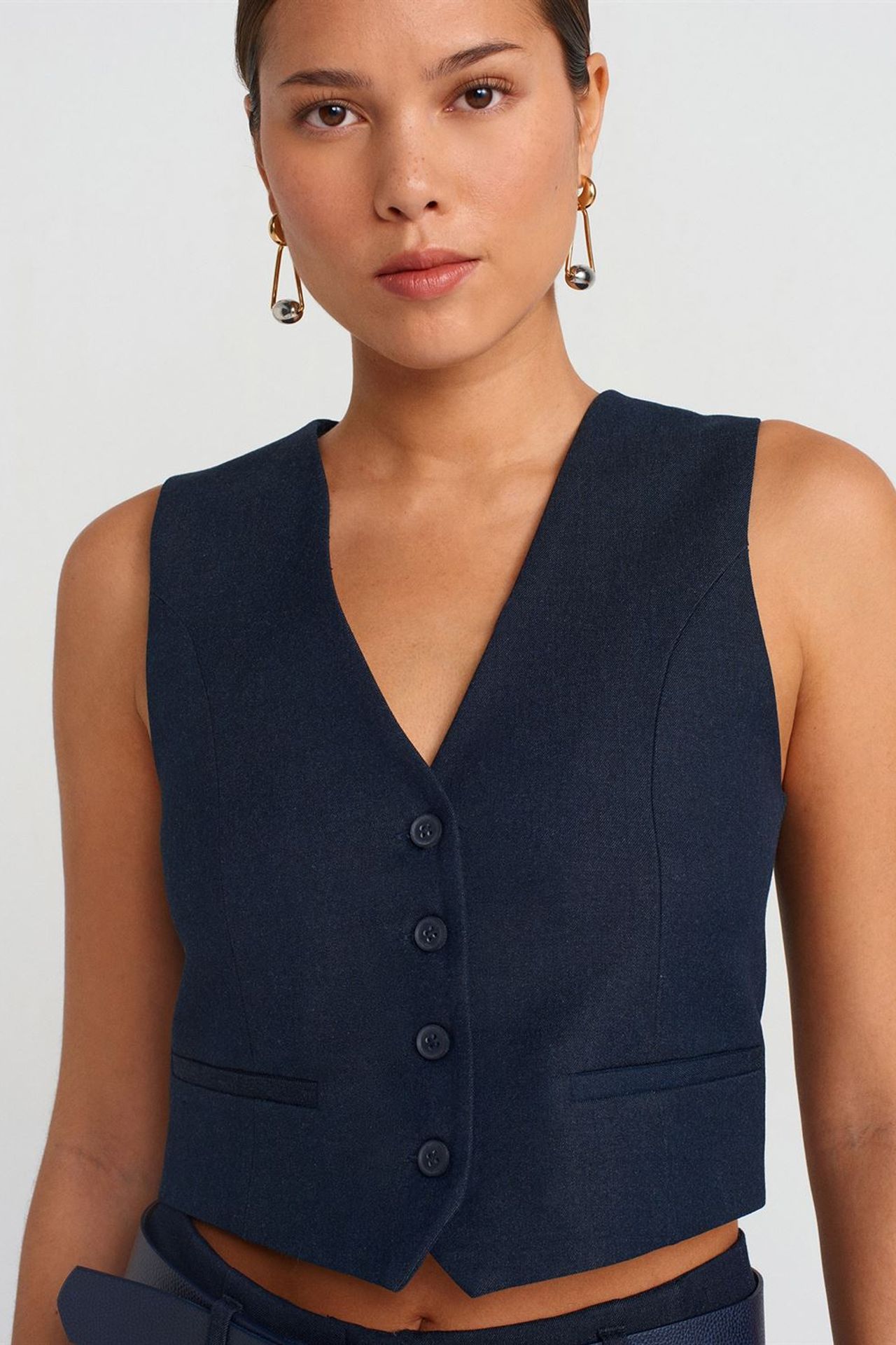 DILVIN Women’s Fitted Cropped Waistcoat 3