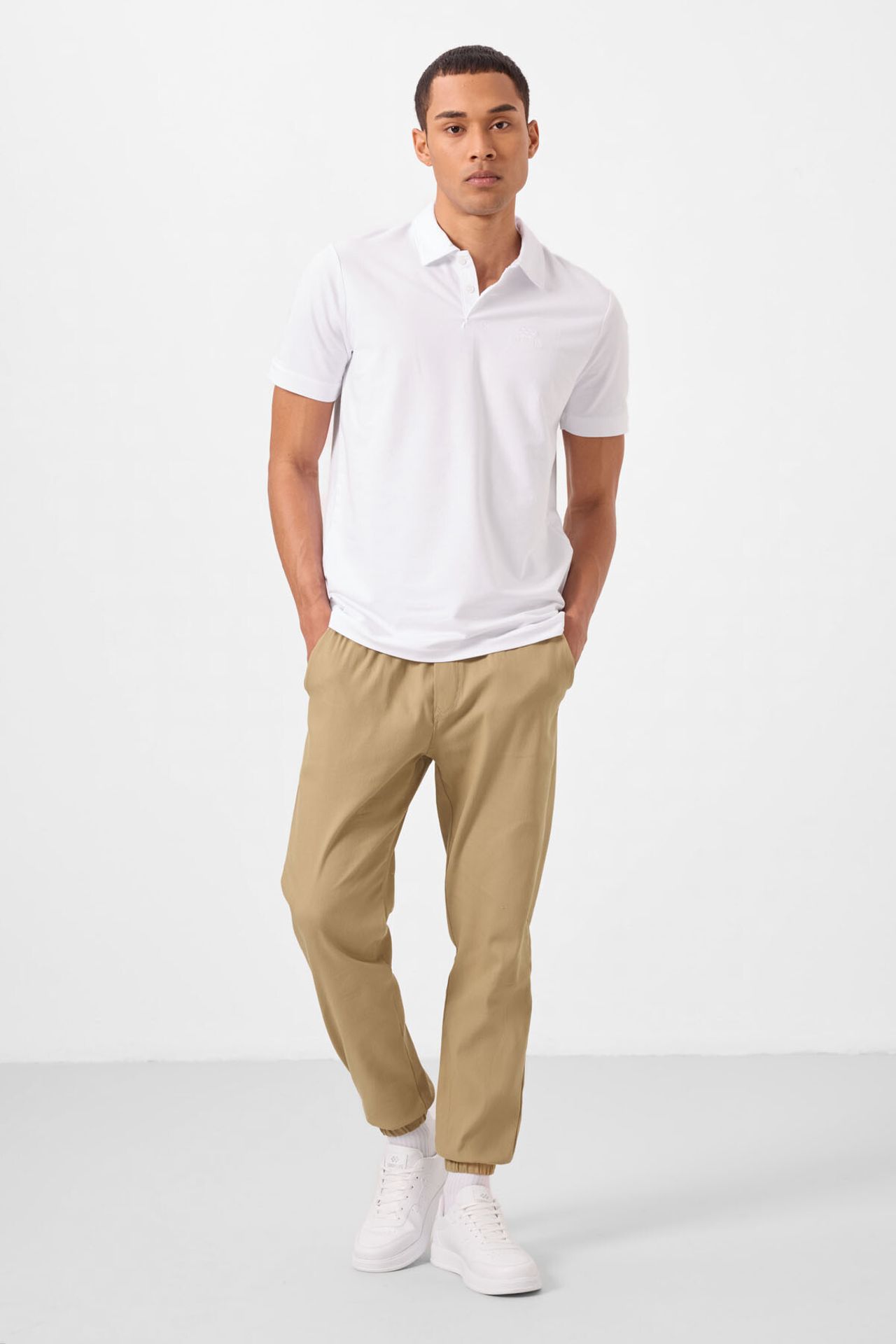 TOMMY Straight-Leg Pull-On Chinos 5