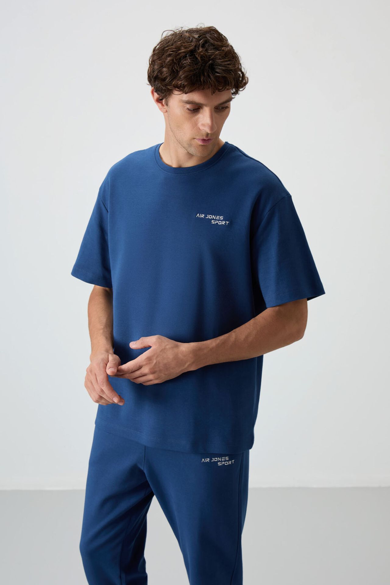 TOMMY Men's Oversized Embroidered Active Set 3