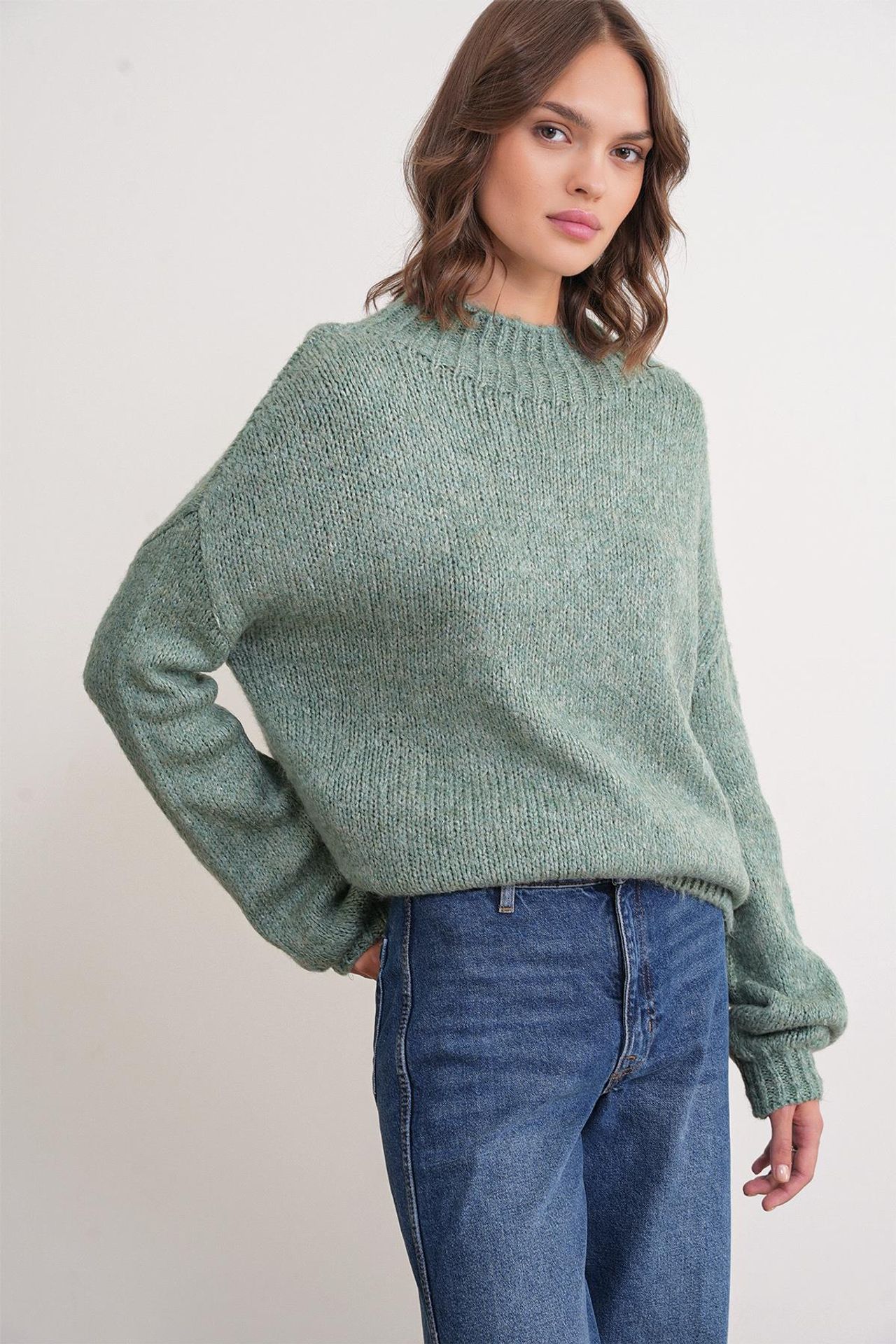 Mixray Relaxed Fit Crew Neck Thick Knit Sweater 4