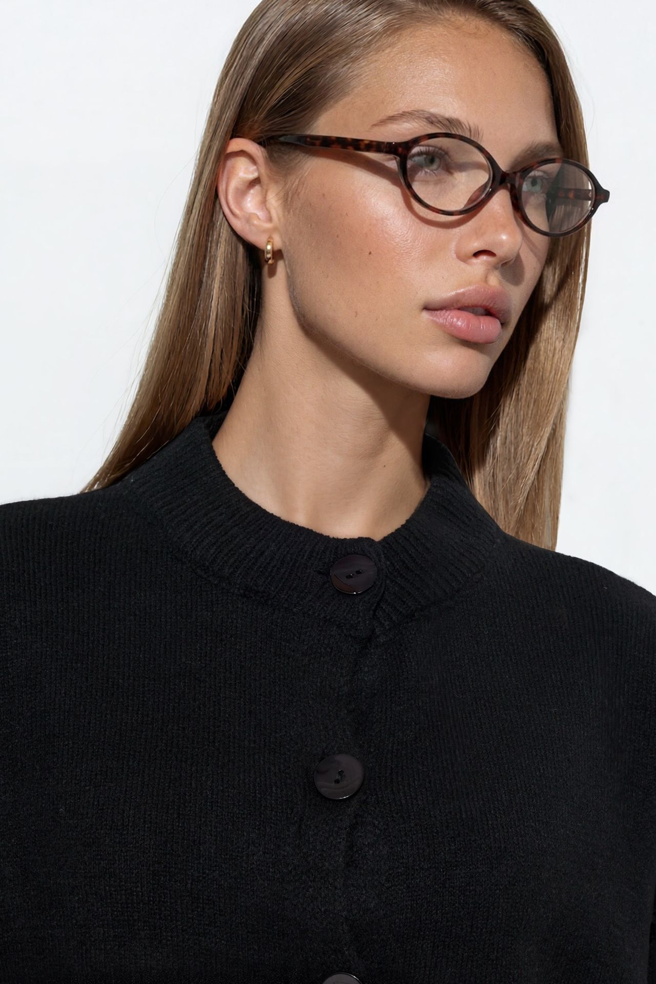 VIORNA Crop Ribbed Cardigan With Buttons 3