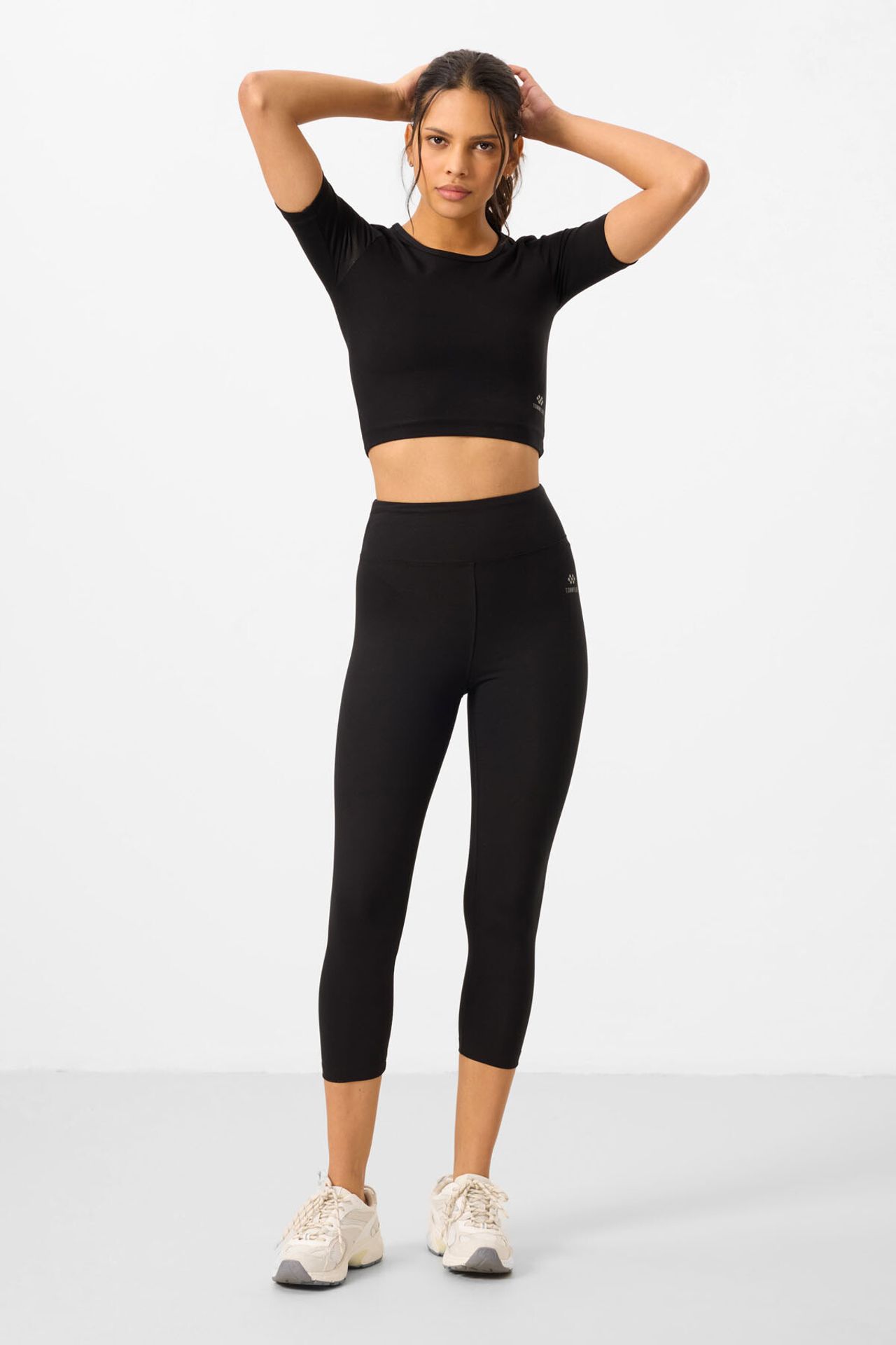 TOMMY Cotton Elastane Capri T-Shirt and Leggings Set 2