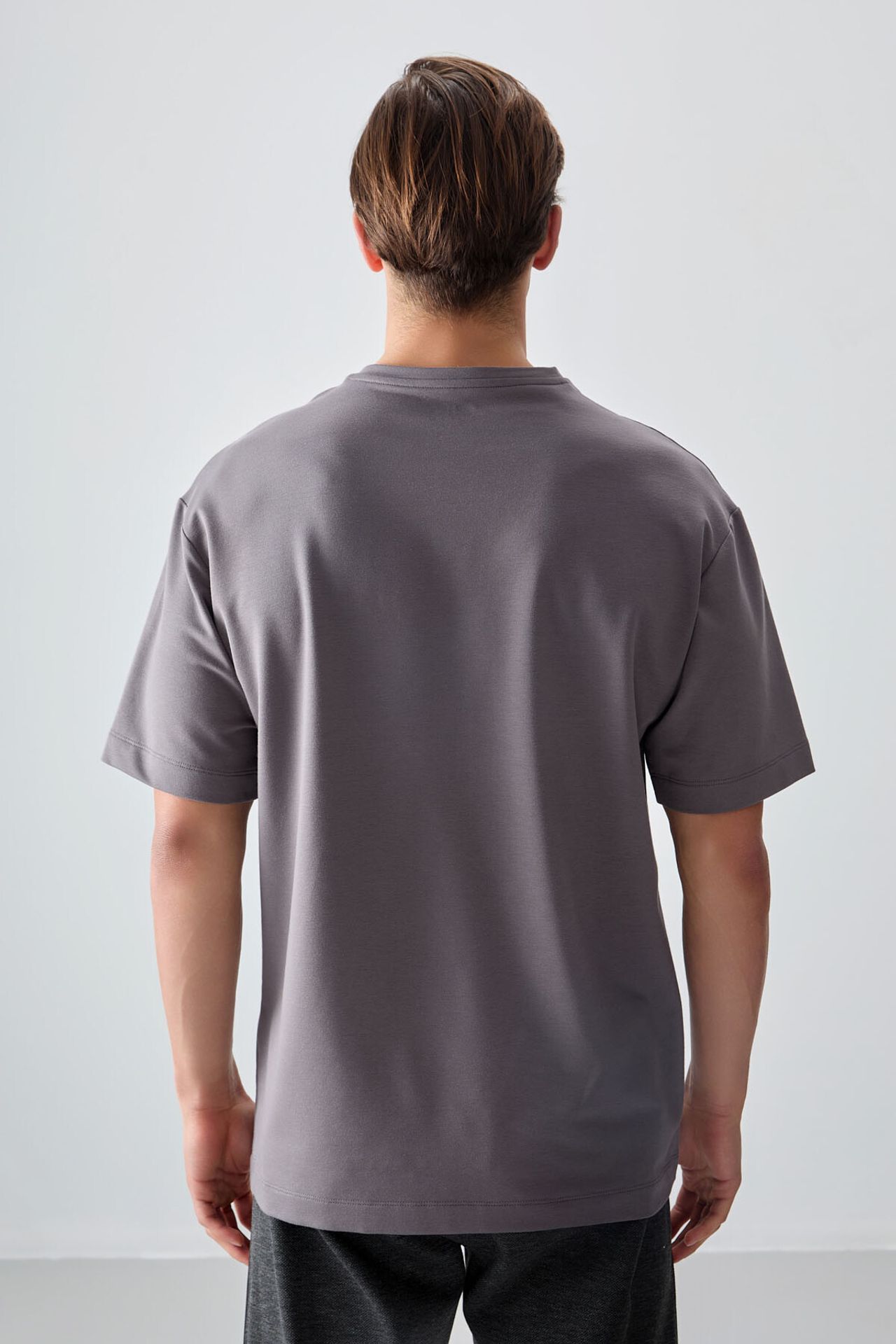 TOMMY Oversized Cotton Blend Crew Neck T-Shirt 6