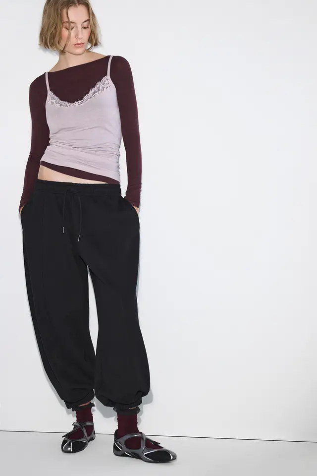 PENTI Stitch Detail Brushed Balloon Cut Sweatpants