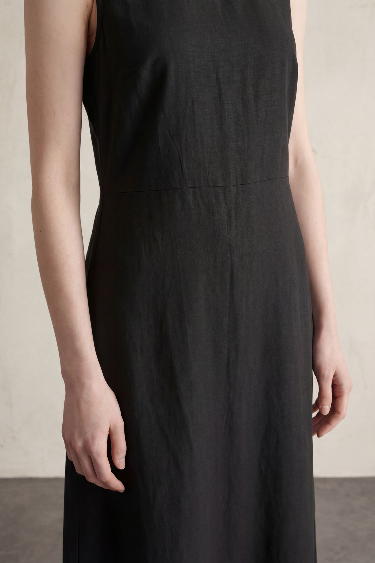 MY FASHION Back Detailed Midi Dress 4