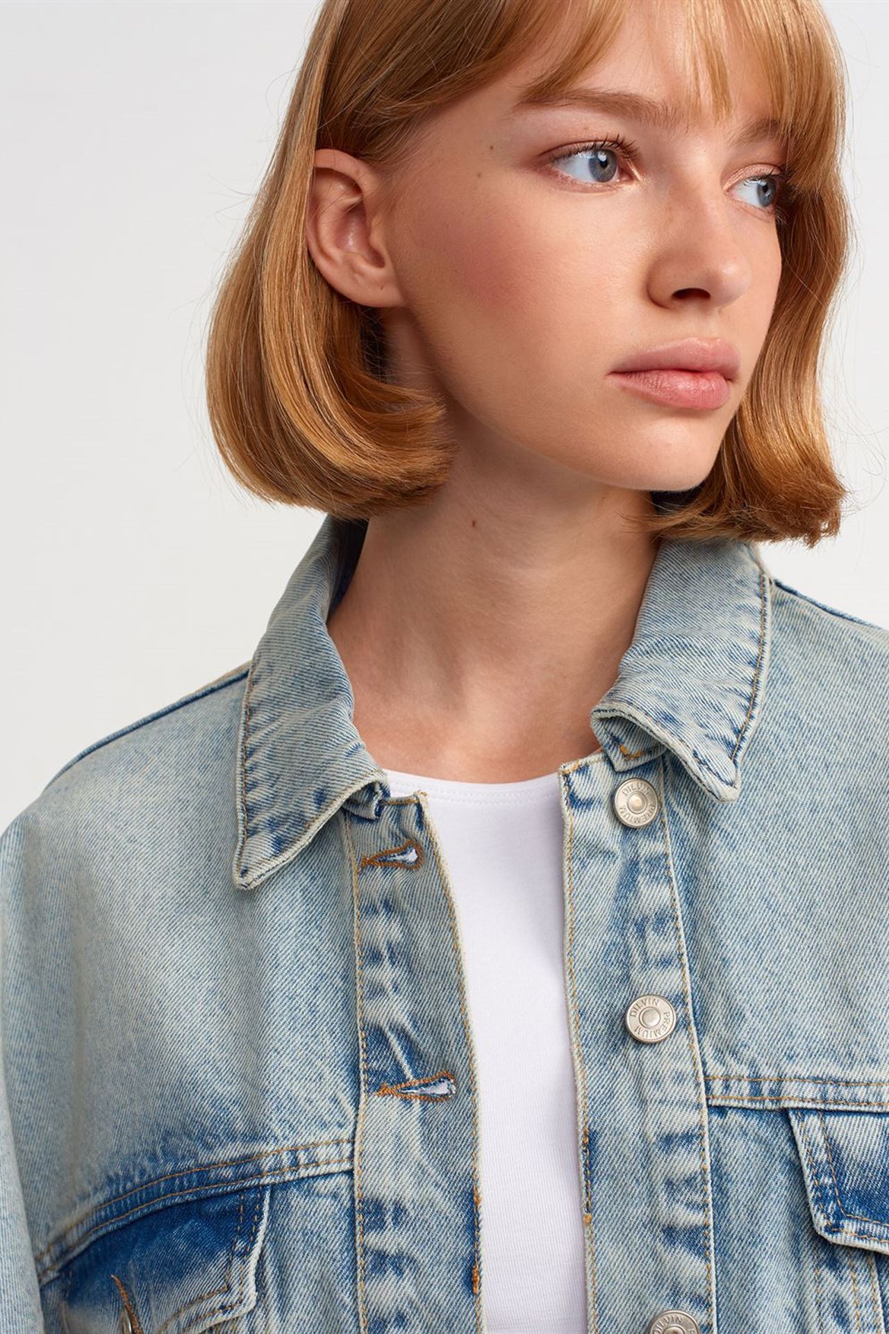 DILVIN Oversized Denim Button Jacket 4