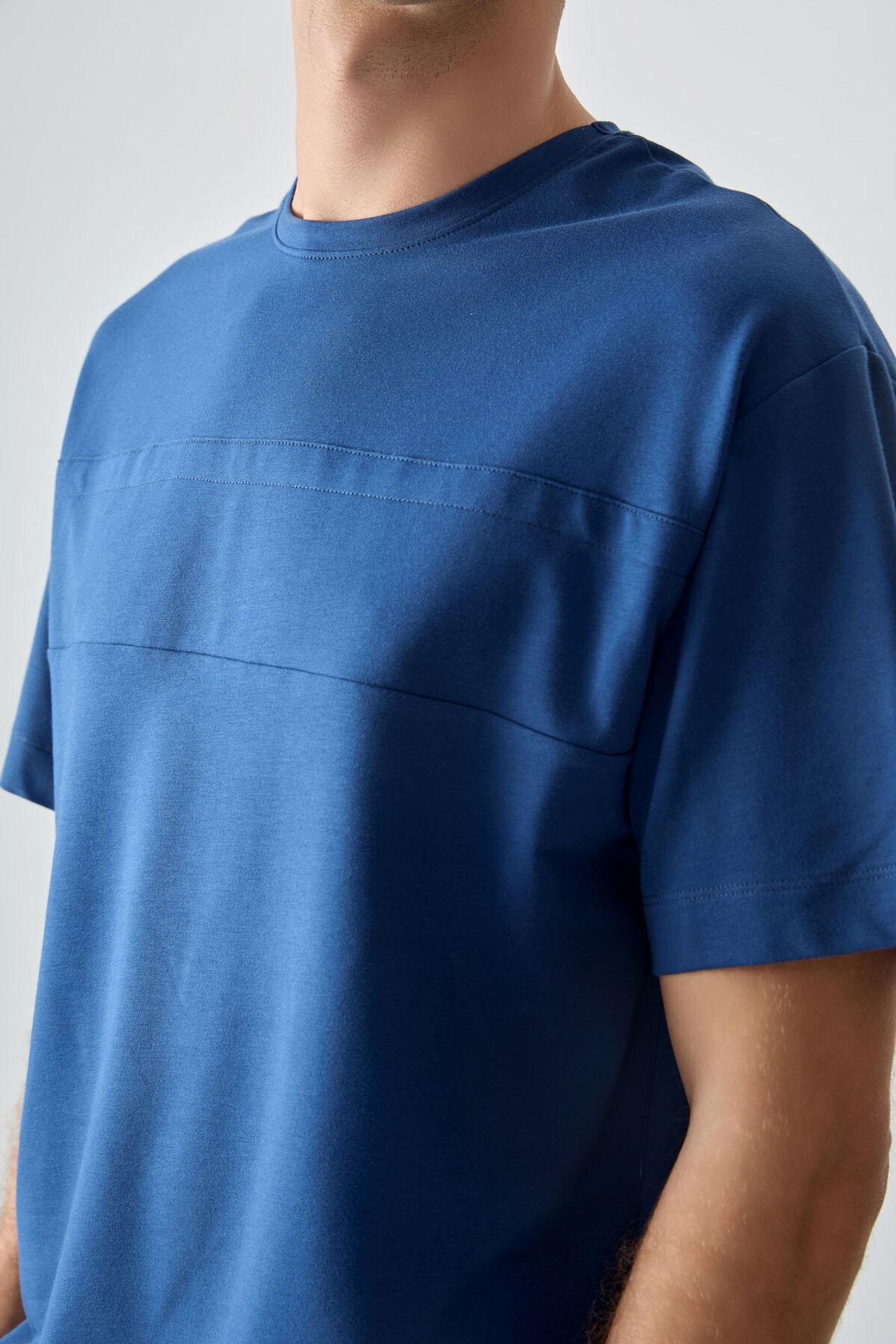 TOMMY Oversized Crew Neck T-Shirt 2