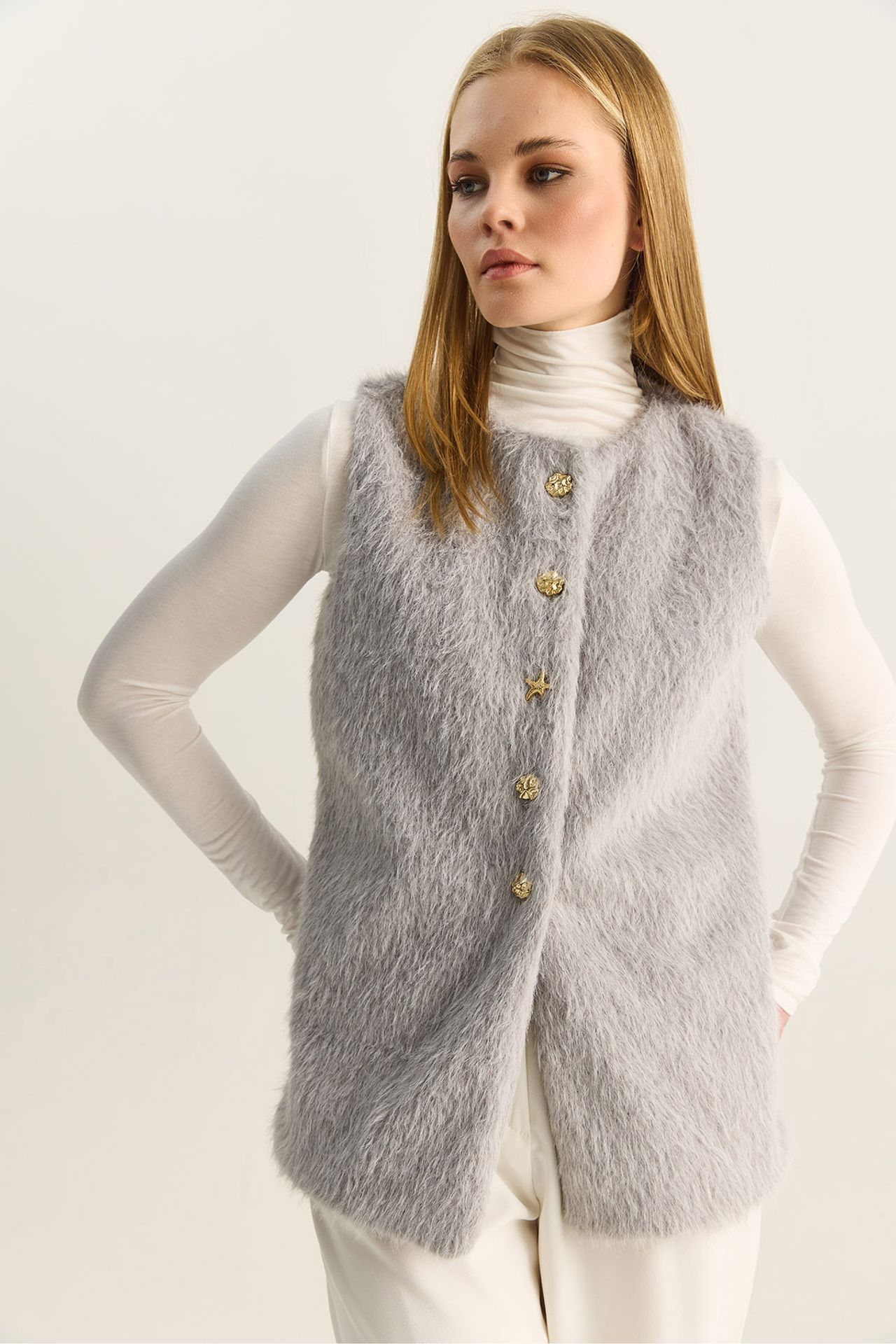 LUCCI Plush Waistcoat with Button Closure 3