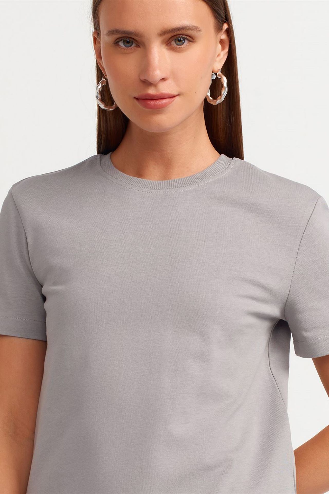 DILVIN Women's Cotton Crew Neck T-Shirt 4