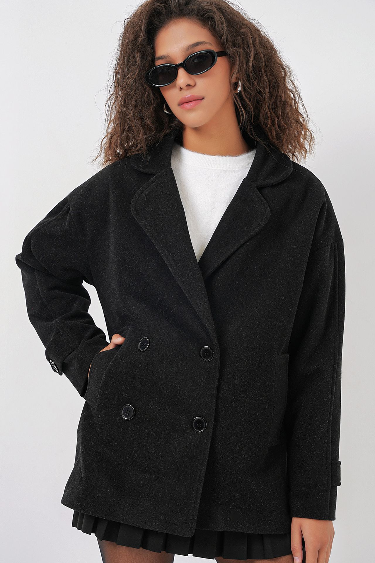 BDART Relaxed Fit Shawl Collar Buttoned Coat 3