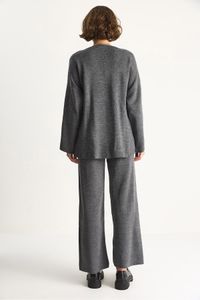 grey-image-5