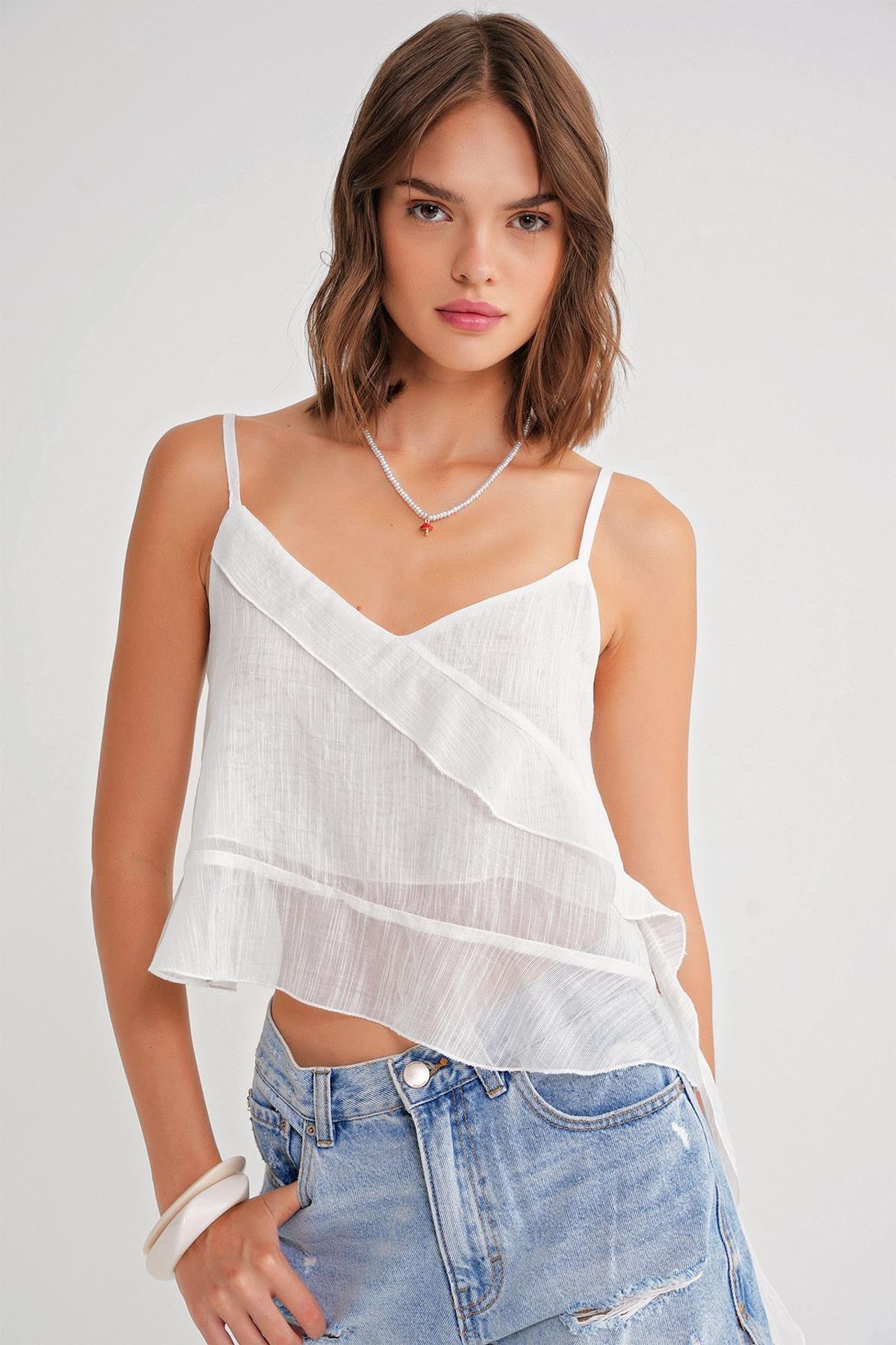 Mixray Frilly Textured V-Neck Crop Top 1