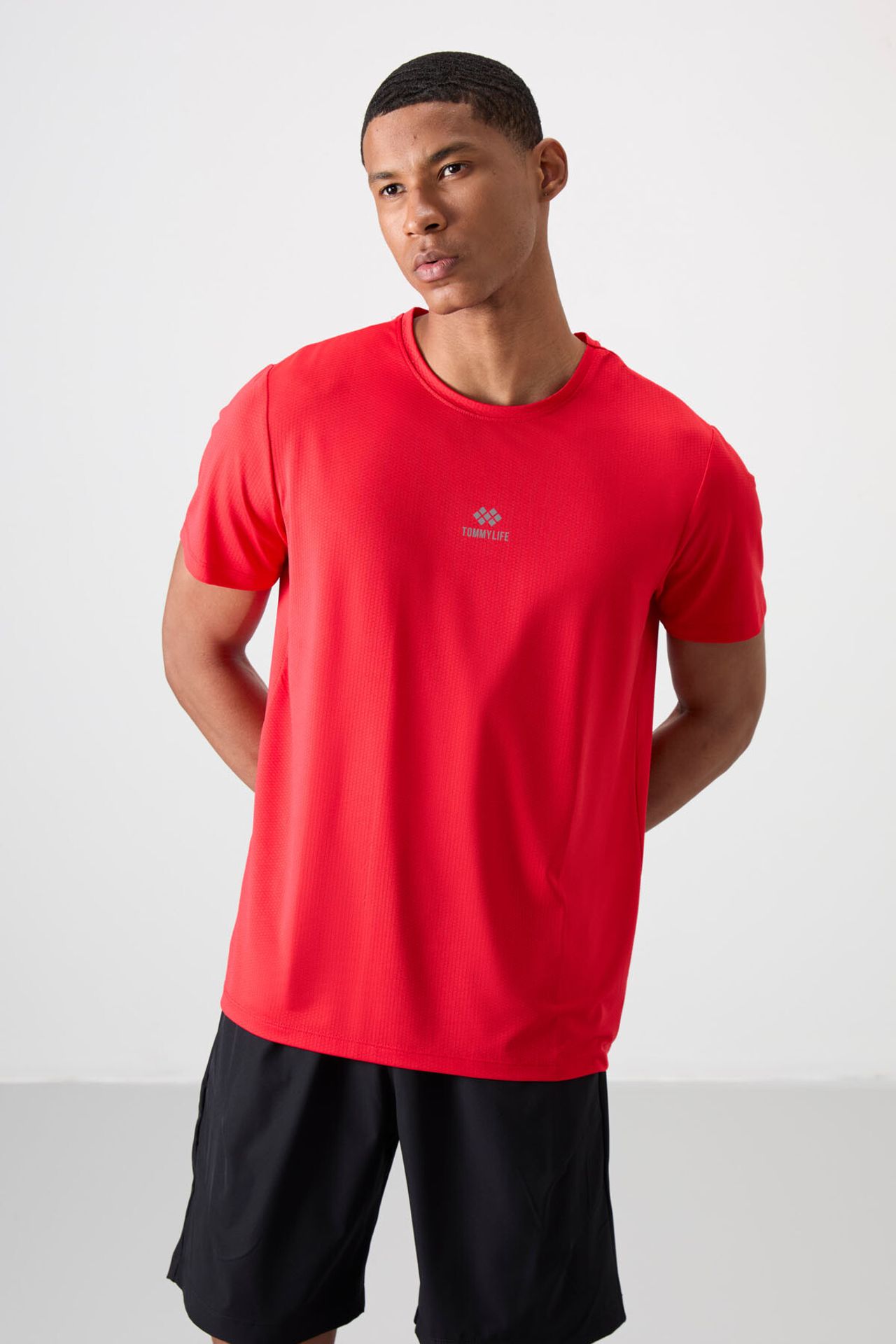 TOMMY Men's Logo Patch Short-Sleeve T-Shirt 4