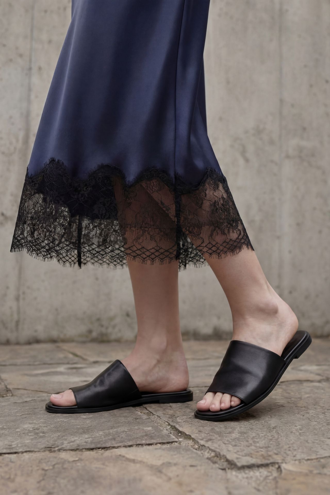 MY FASHION Lace Detailed Satin Midi Skirt 5