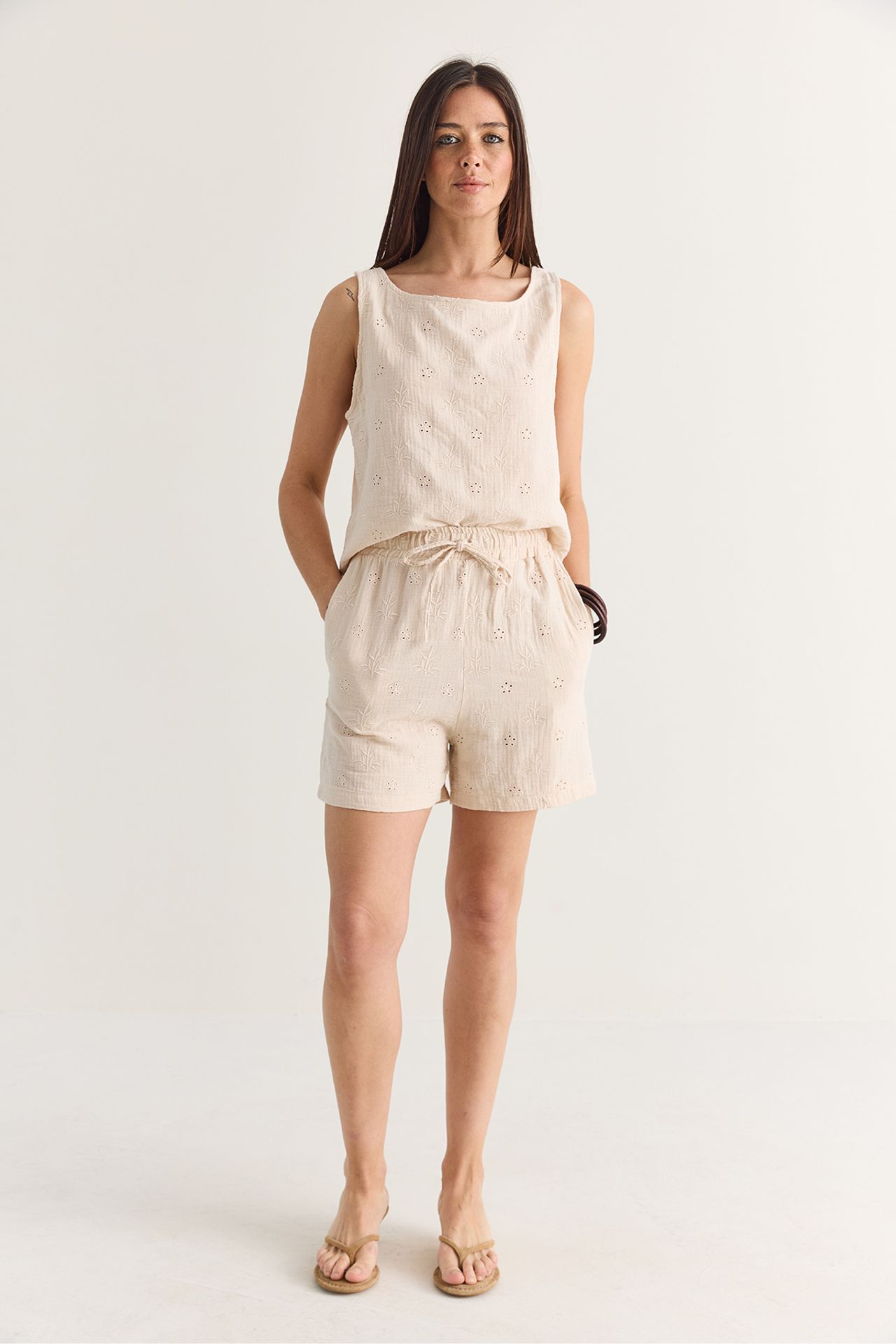 LUCCI Short High Waist Two-Piece Coord Set with Button Closure 6