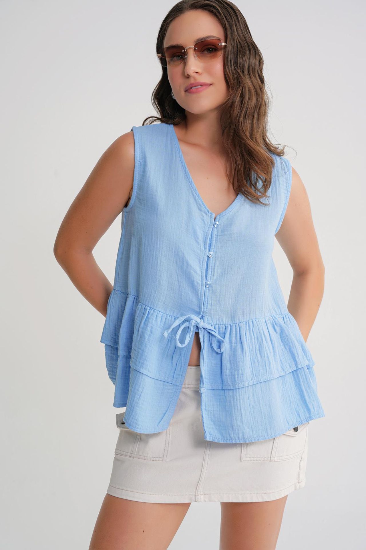 Mixray V-Neck Buttoned Cotton Blouse 4