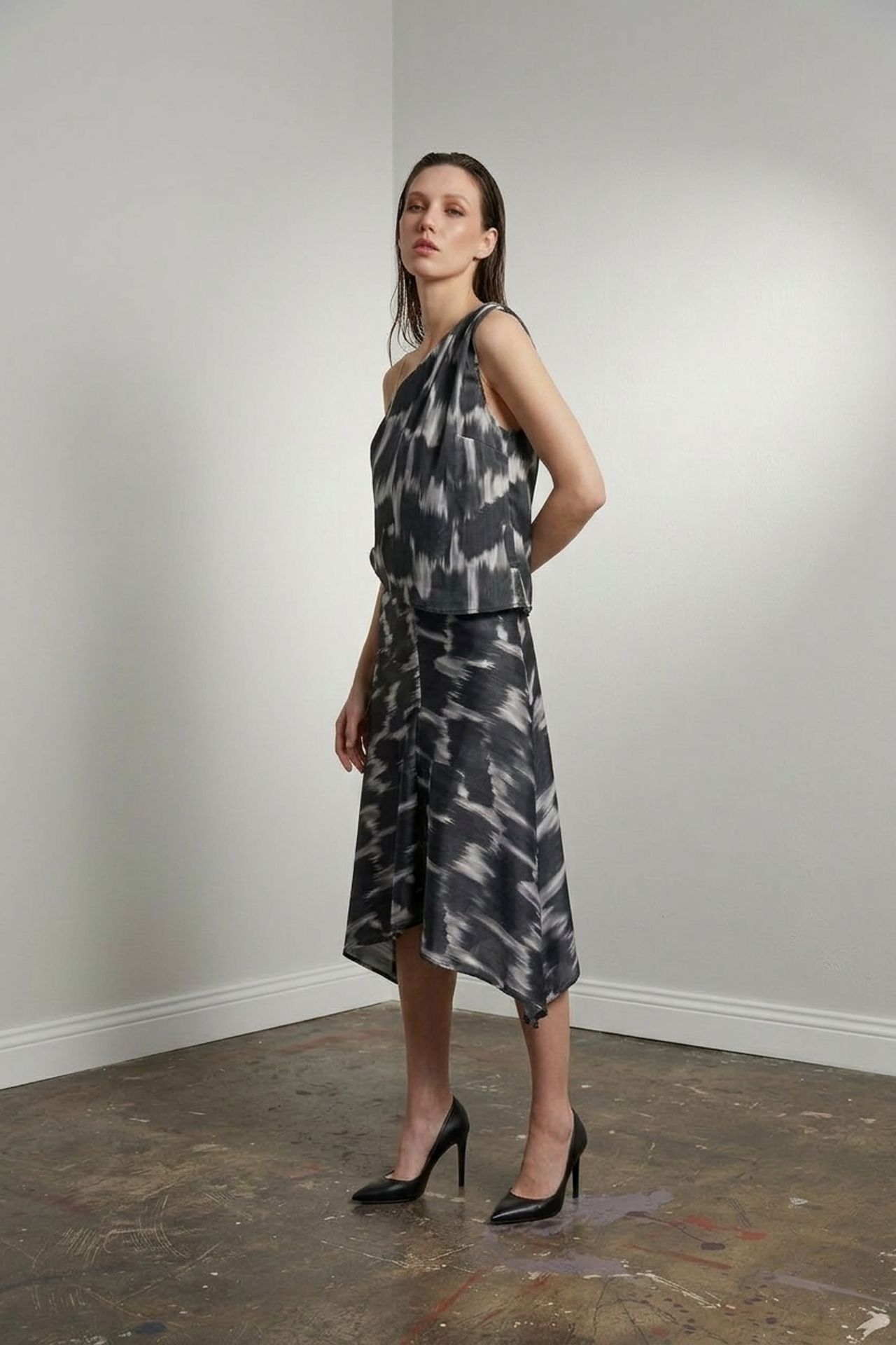 MY FASHION Asymmetrical Satin Blouse and Midi Skirt Set 2