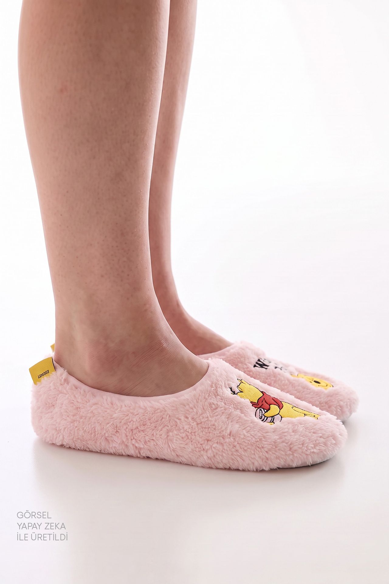 PENTI Winnie The Pooh Bear Pattern Slippers 2
