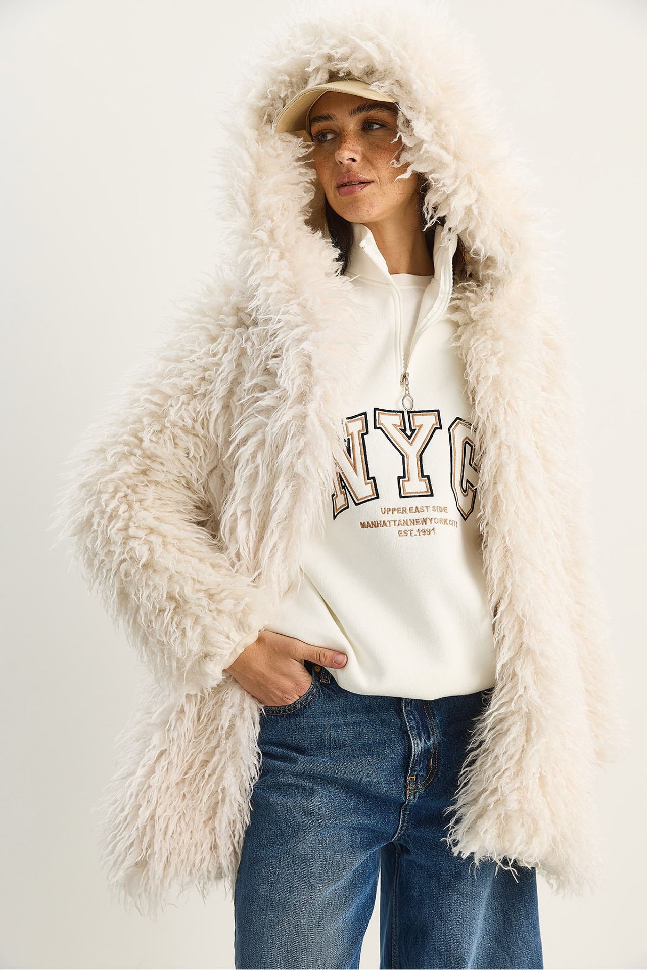 LUCCI Oversize Hooded Faux Fur Jacket 3