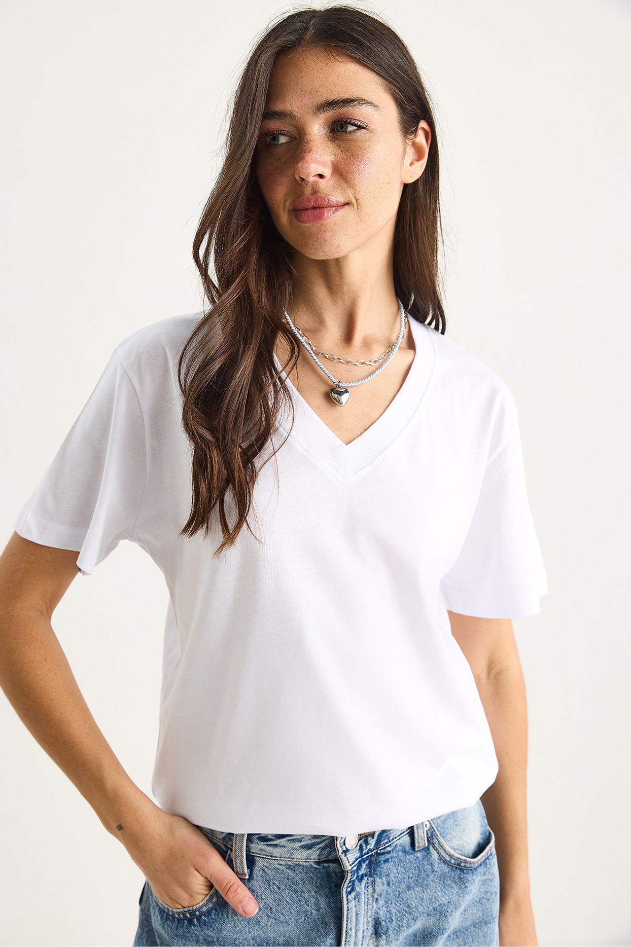 LUCCI Comfort Fit V-Neck Combed Cotton T-Shirt 2