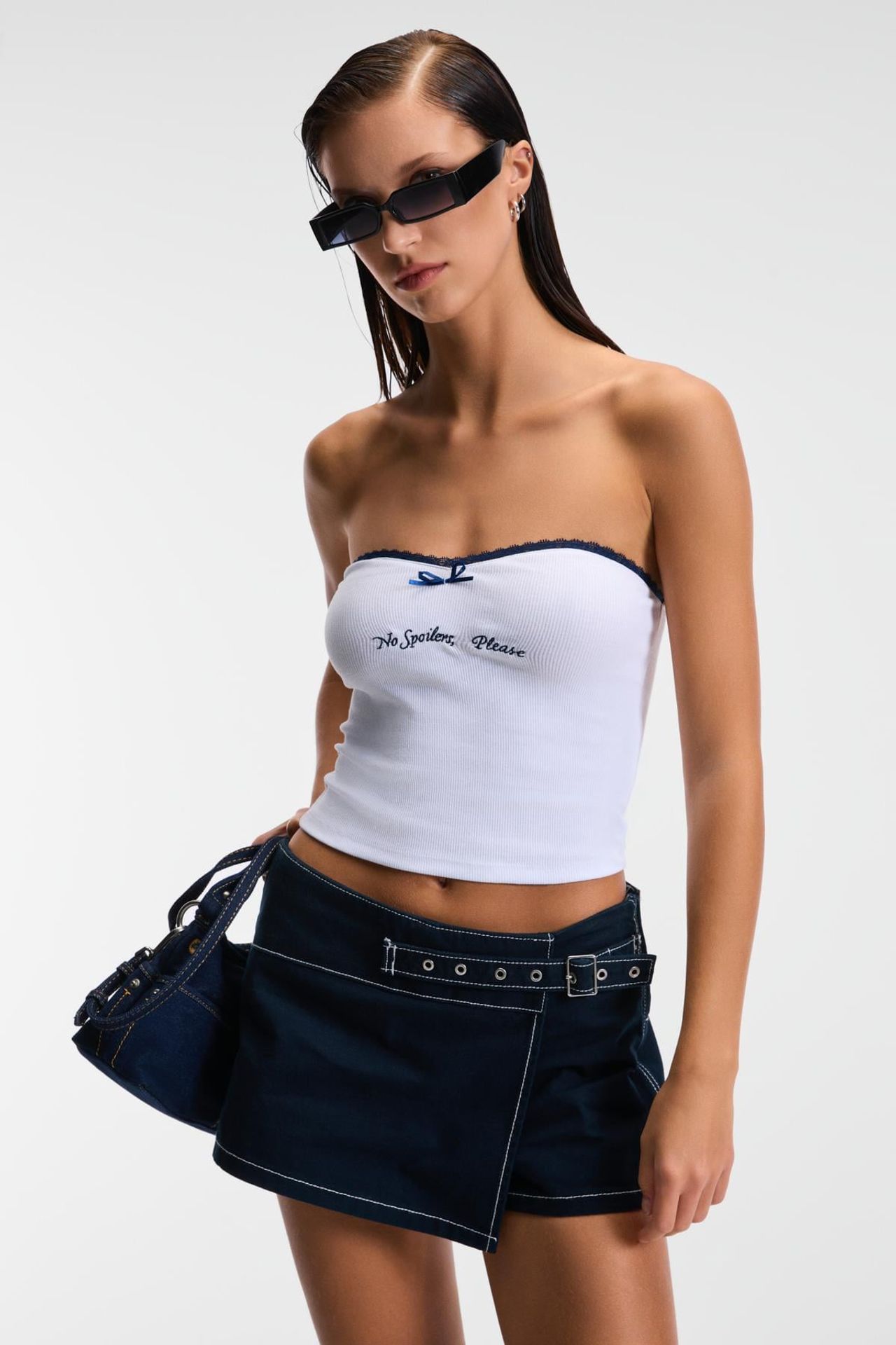 ETHIQUET Ribbed Strapless Bow Crop Top 1
