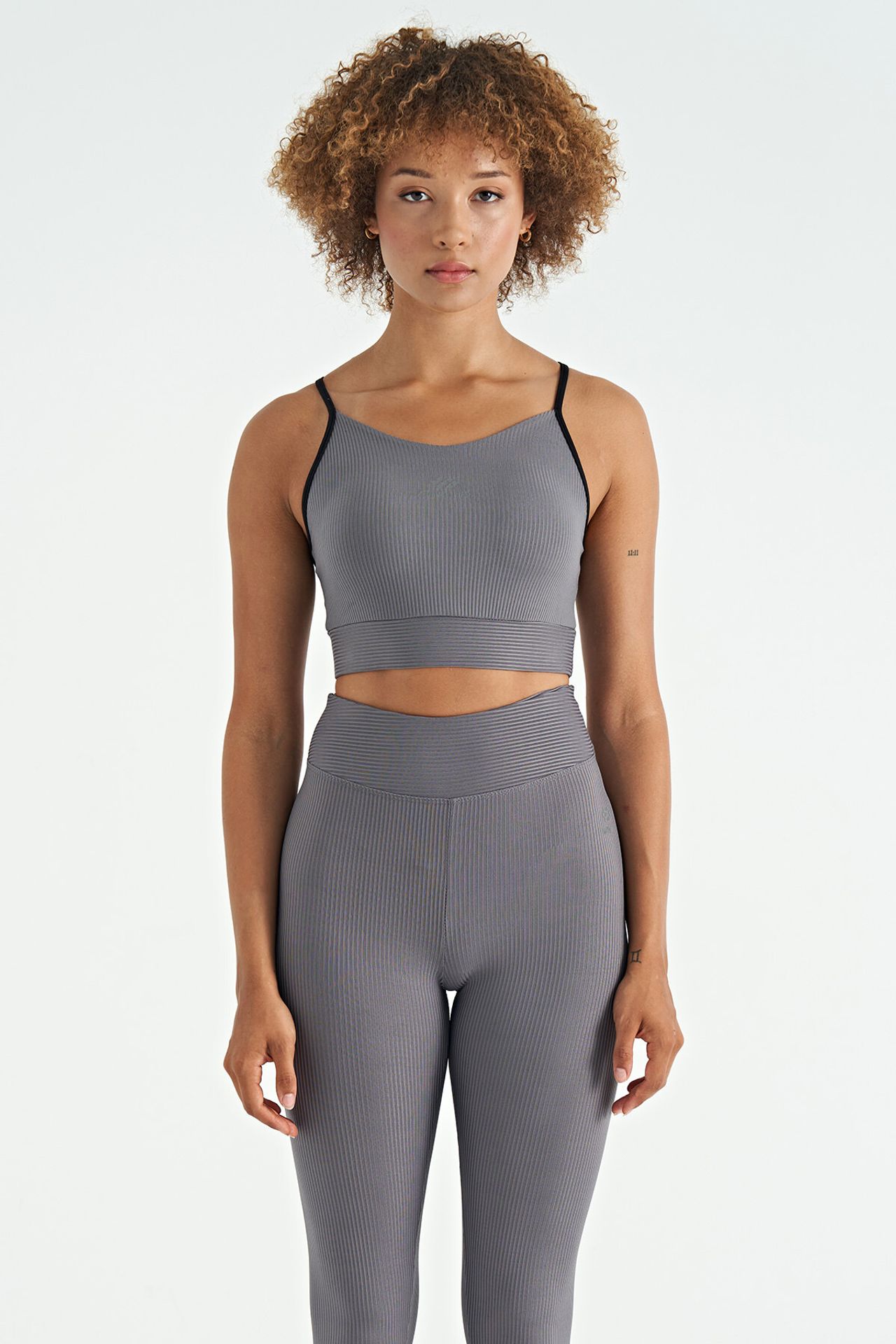 TOMMY Fitted Sleeveless Crop Sports Top 1