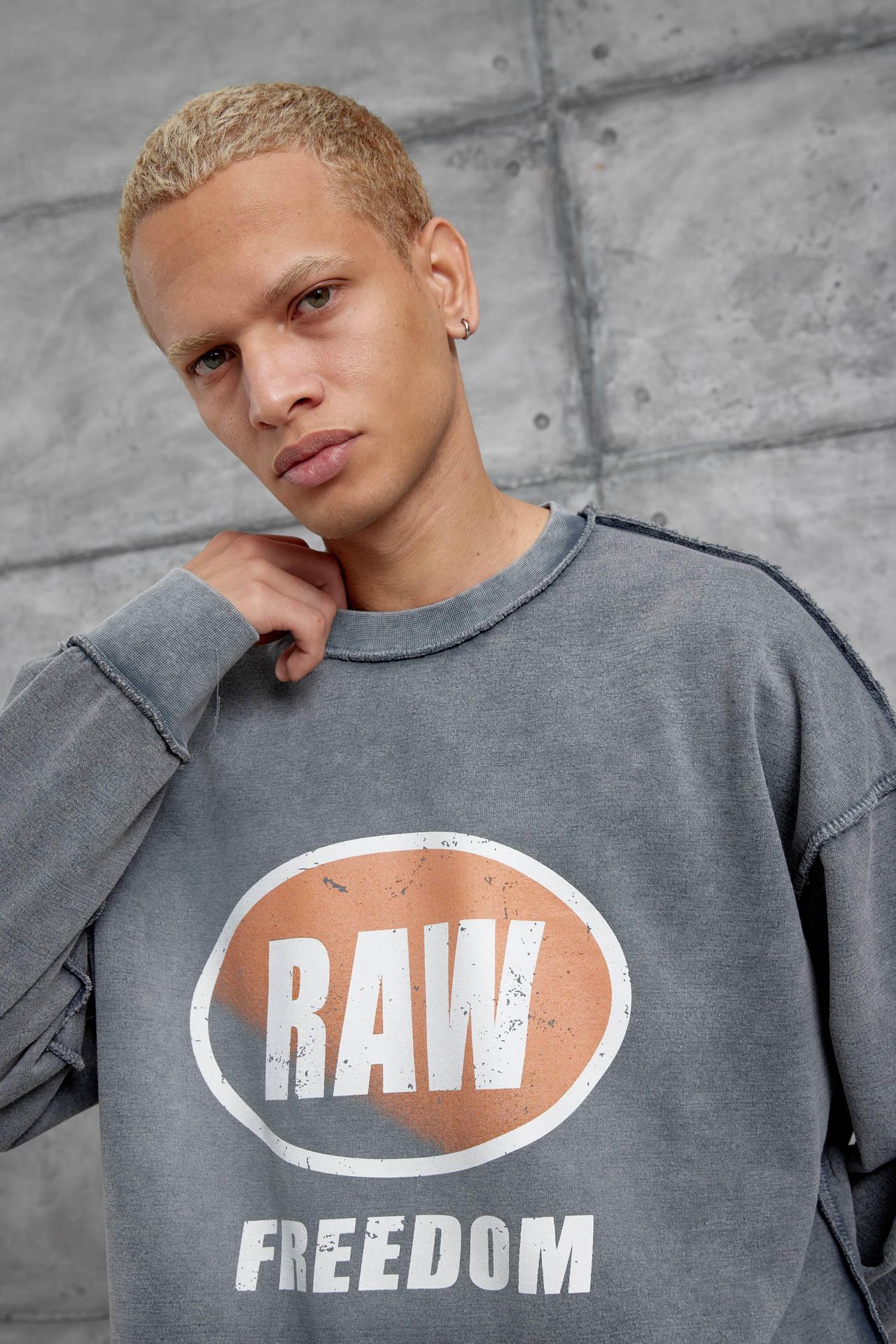 NOMARC Baskılı Oversize Bisiklet Yaka Sweatshirt 1