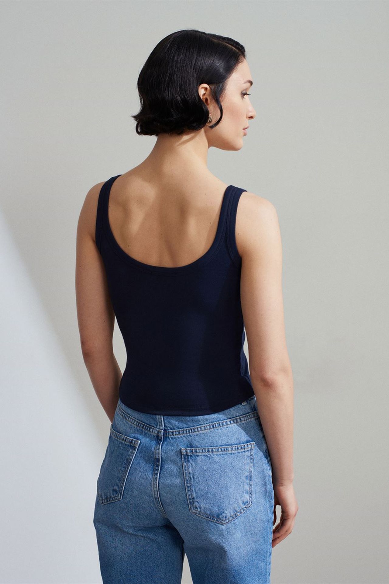 DILVIN Ribbed Crop Cami Blouse 2