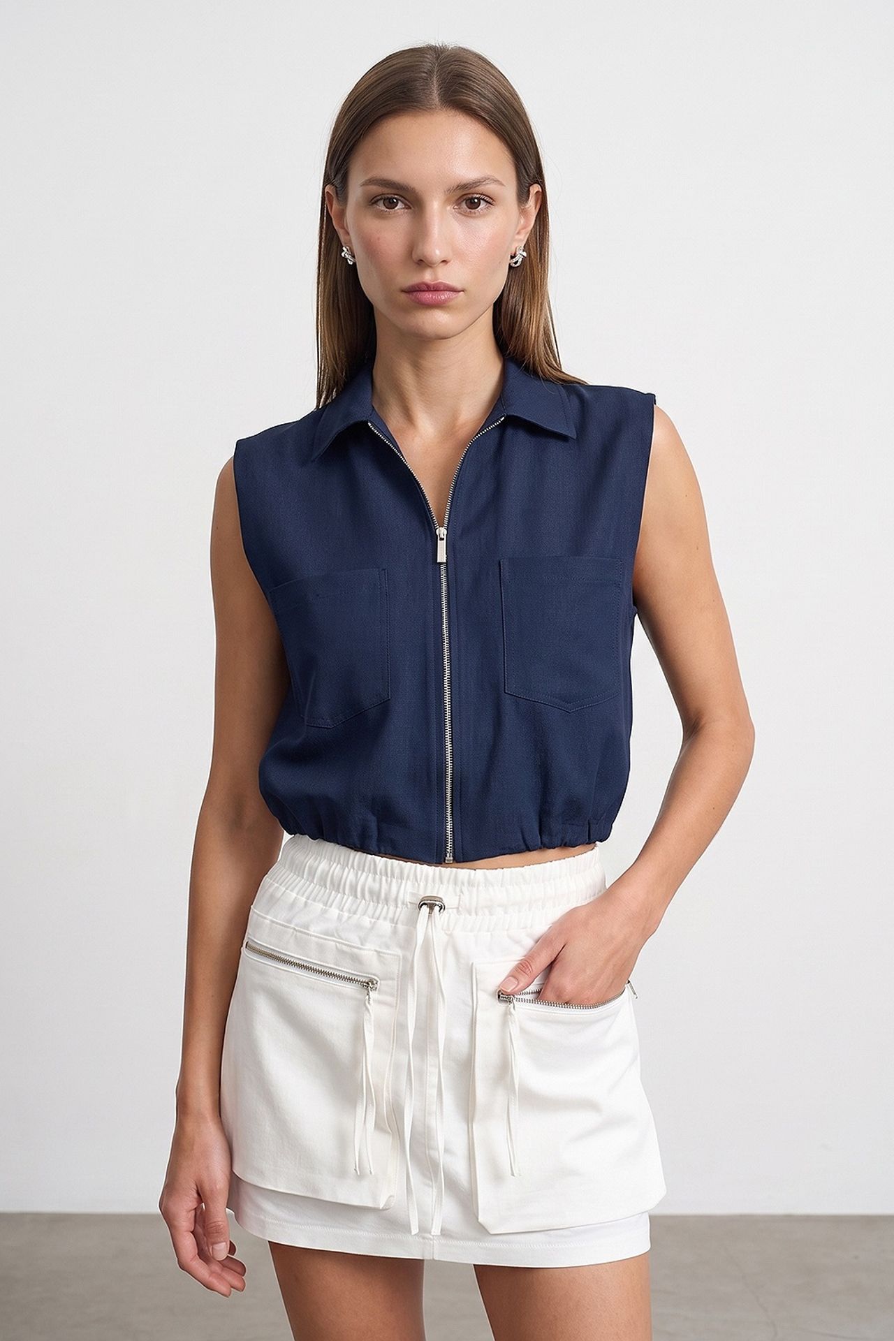 DILVIN Women's Cropped Sleeveless Shirt With Zip 1