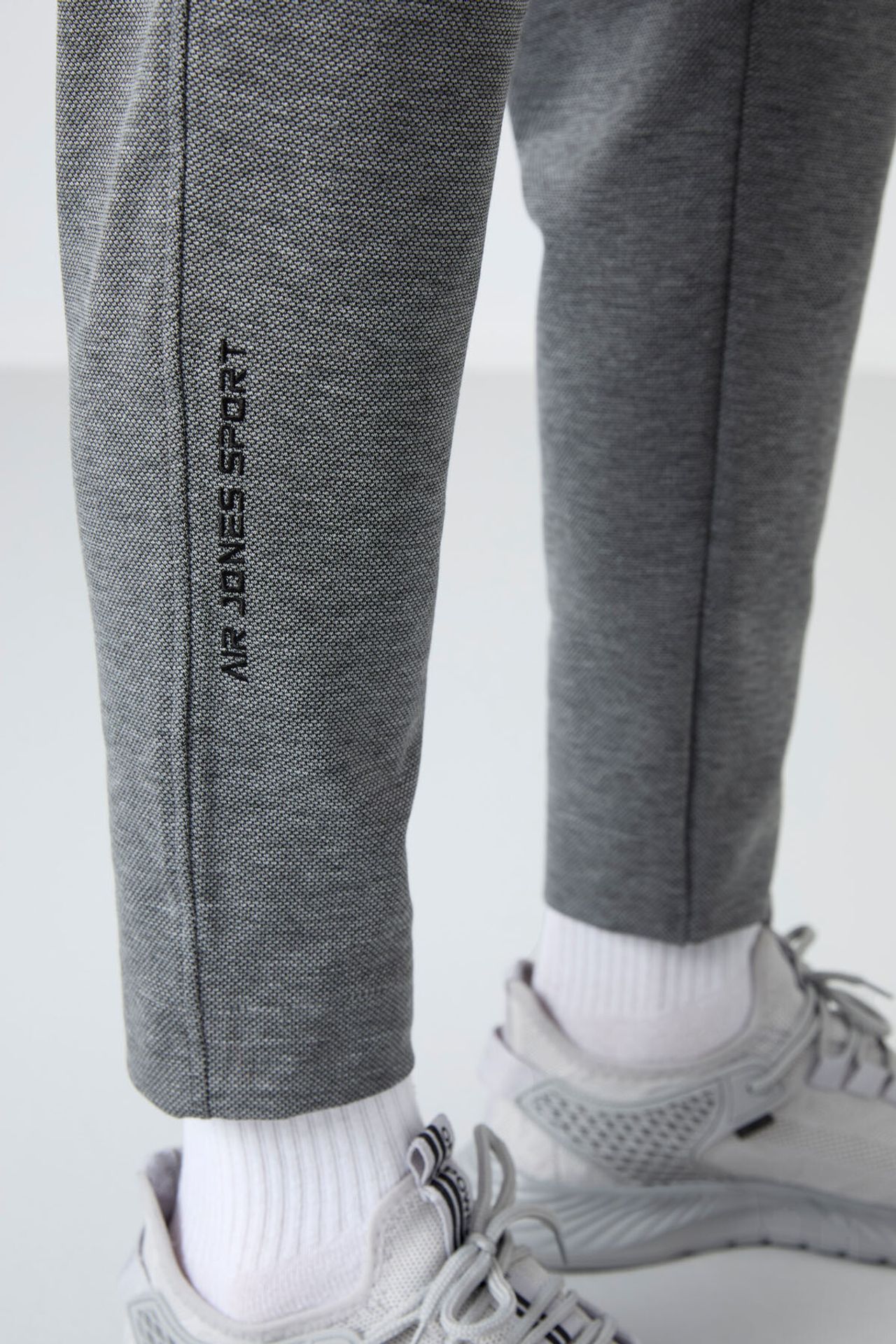 TOMMY Men's Zip-collar Sweatshirt And Pants Set 4