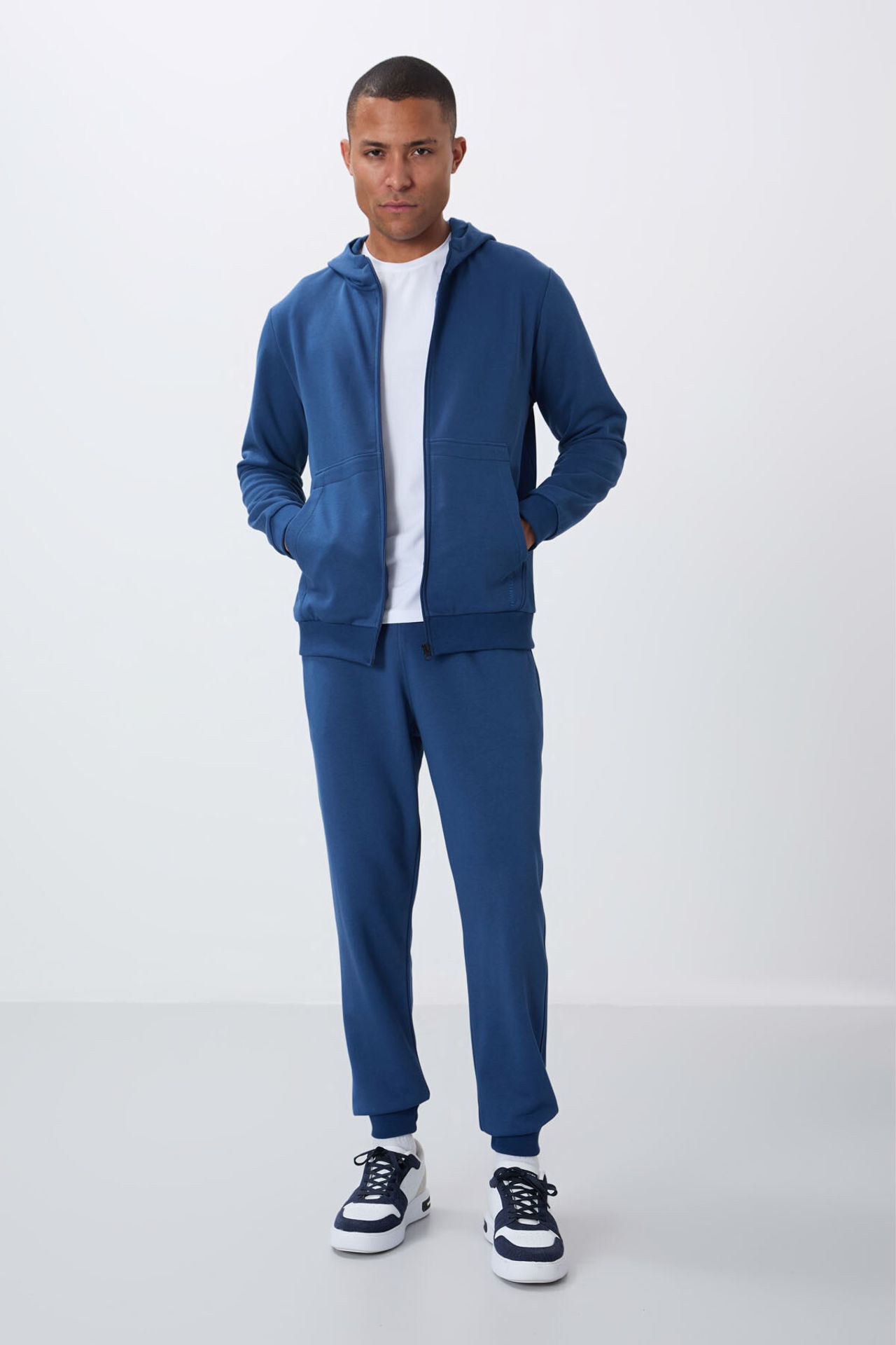 TOMMY Men's Hooded Sweatshirt And Pants Set 2