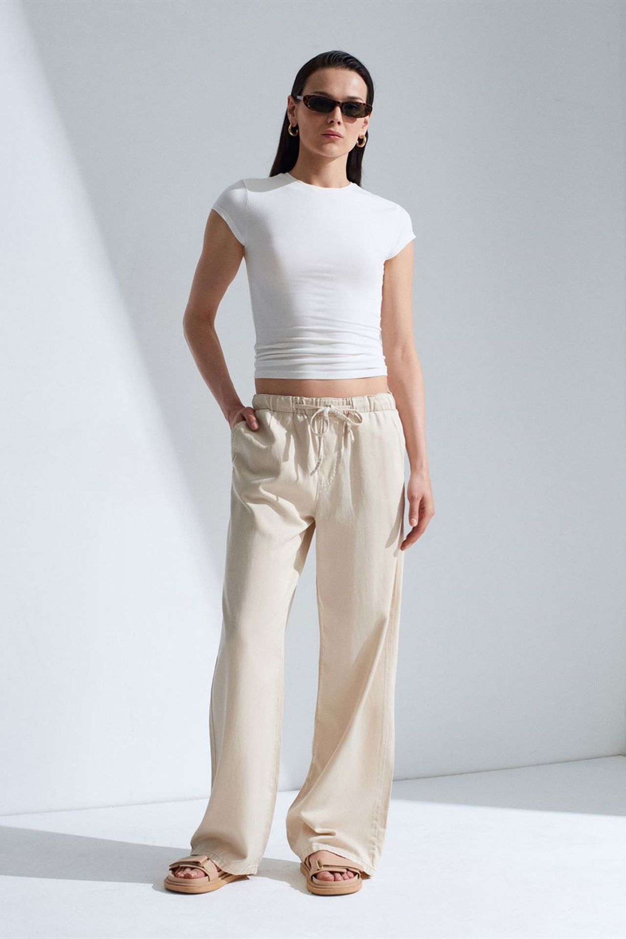 DILVIN Mid-Waist Wide-Leg Denim Jeans 4