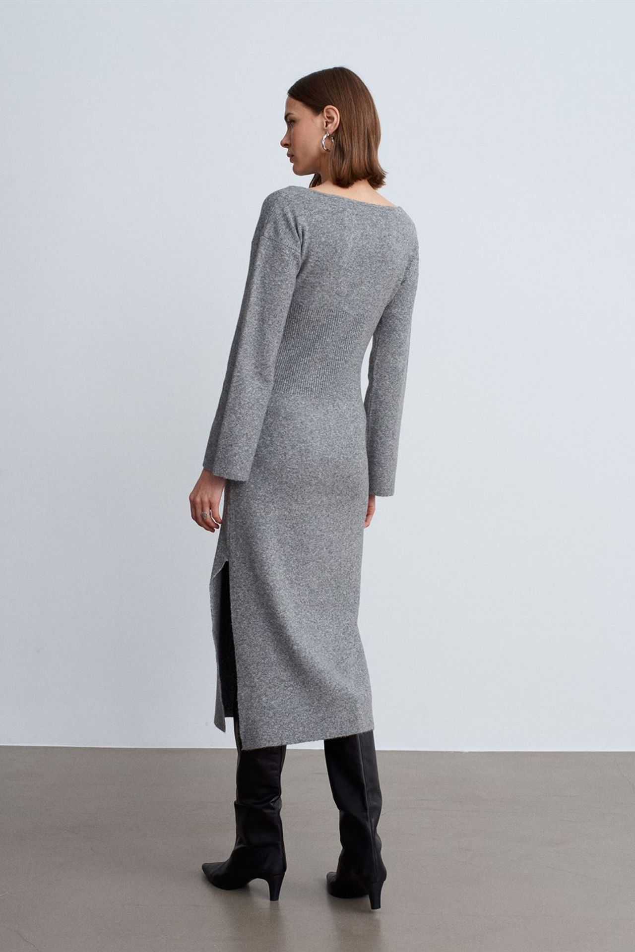 DILVIN Ribbed Bodycon Midi Dress With Slit 3