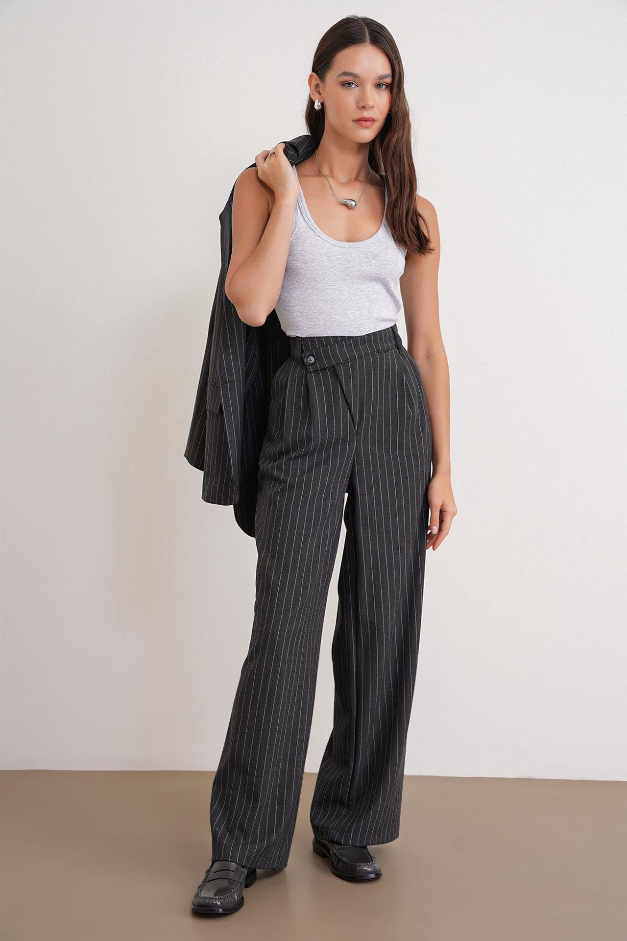 MIXRAY High Waist Straight Leg Pants 1
