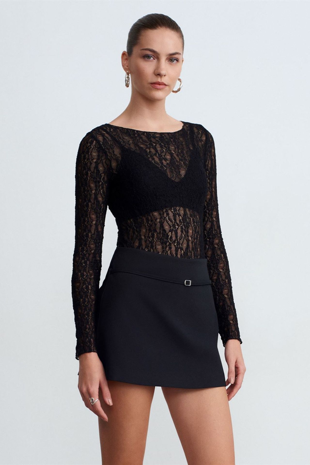 DILVIN Slim Fit Lace Boat Neck Blouse 4