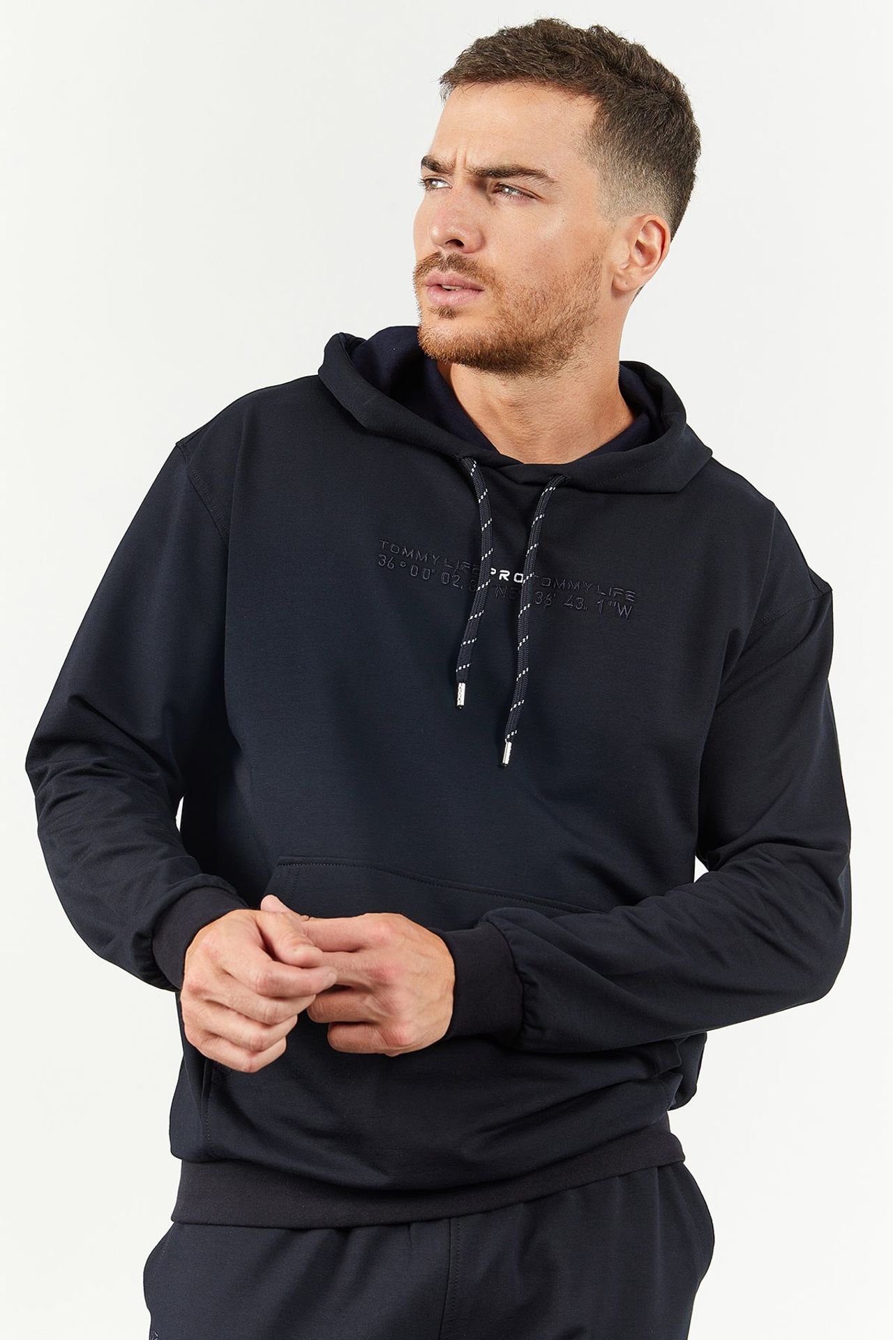 TOMMY Oversized Hooded Sweatshirt And Pants Set 6