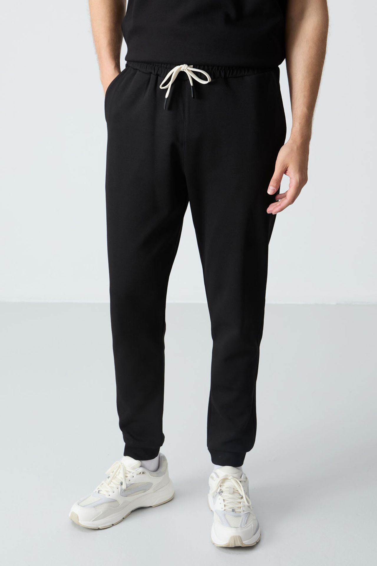 TOMMY Men's Oversized T-shirt And Pants Set 6