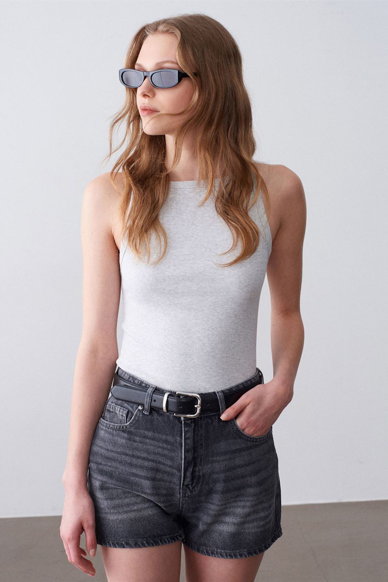 DILVIN Ribbed Cotton Halterneck Blouse 1