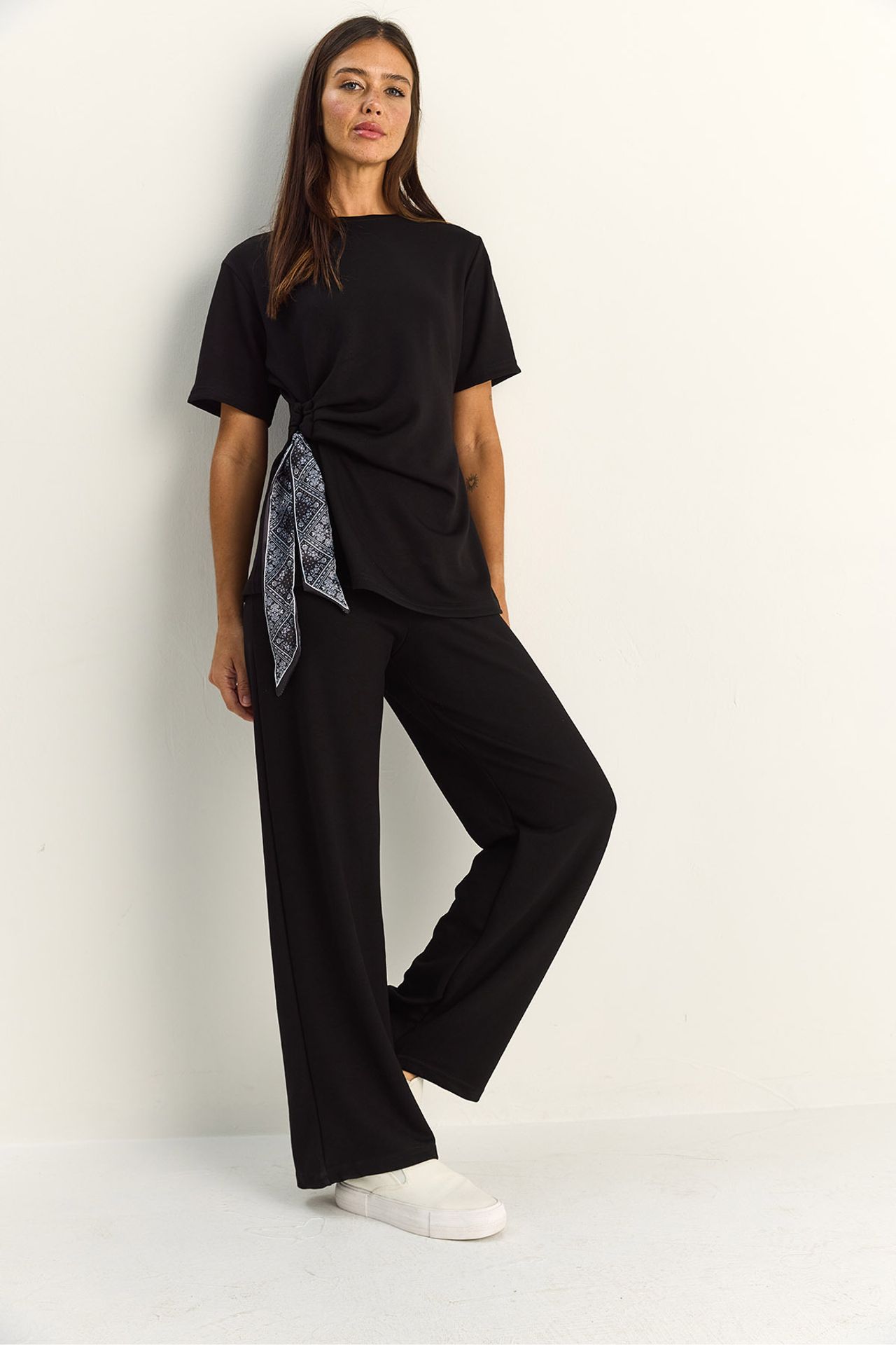 LUCCI Crew Neck T-Shirt and Wide Leg Trousers Set 5