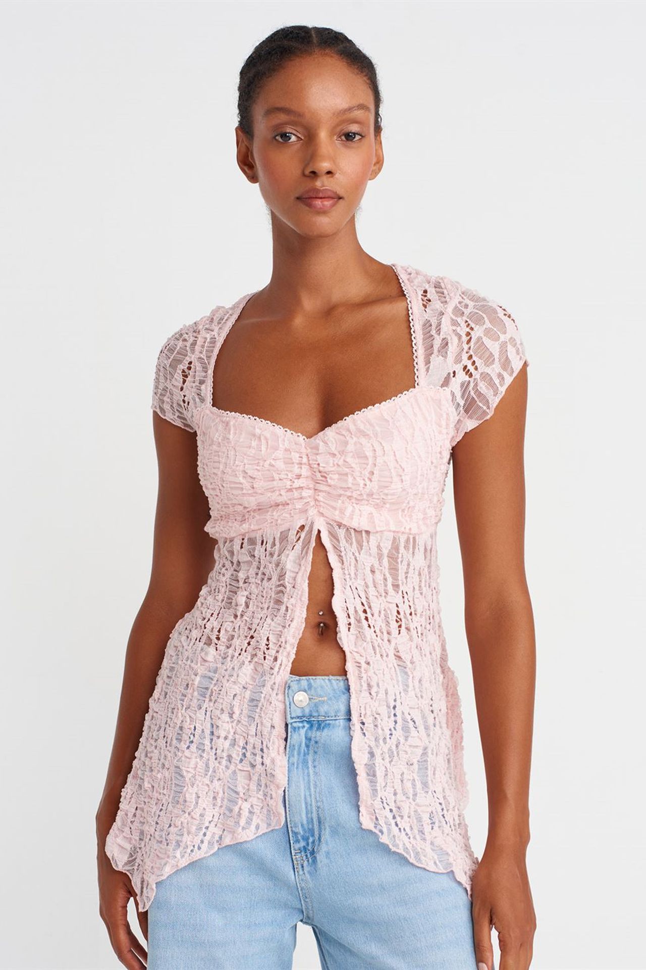 DILVIN Slim Fit Lace Square-neck Top 1