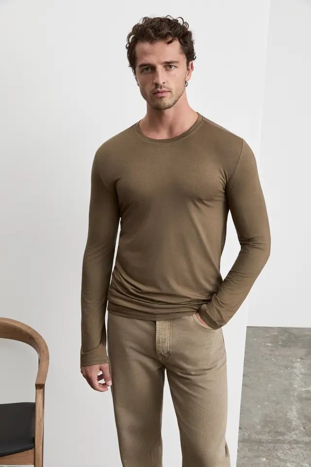 GRIMELANGE Straight Fit Crew Neck T-Shirt