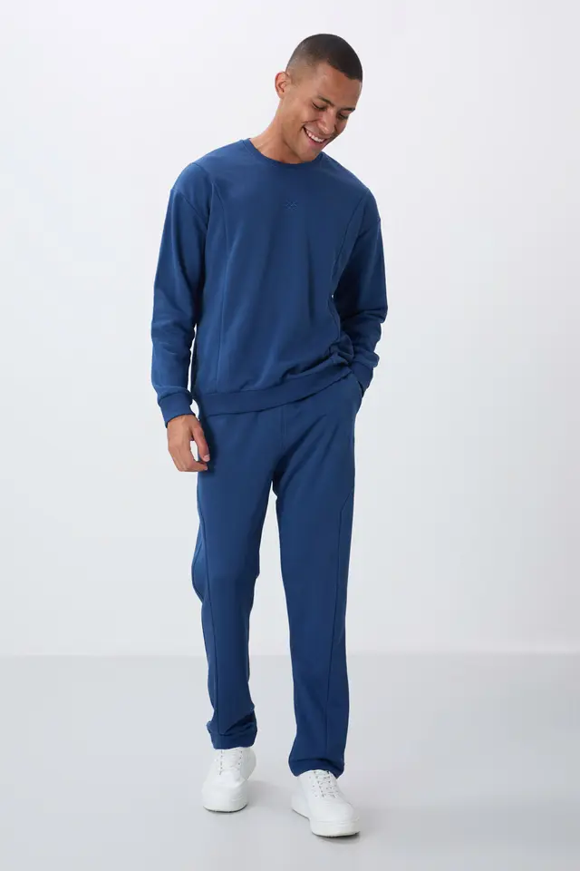 TOMMY Men's Long Sleeve Crew Neck Sweatshirt And Pants Set