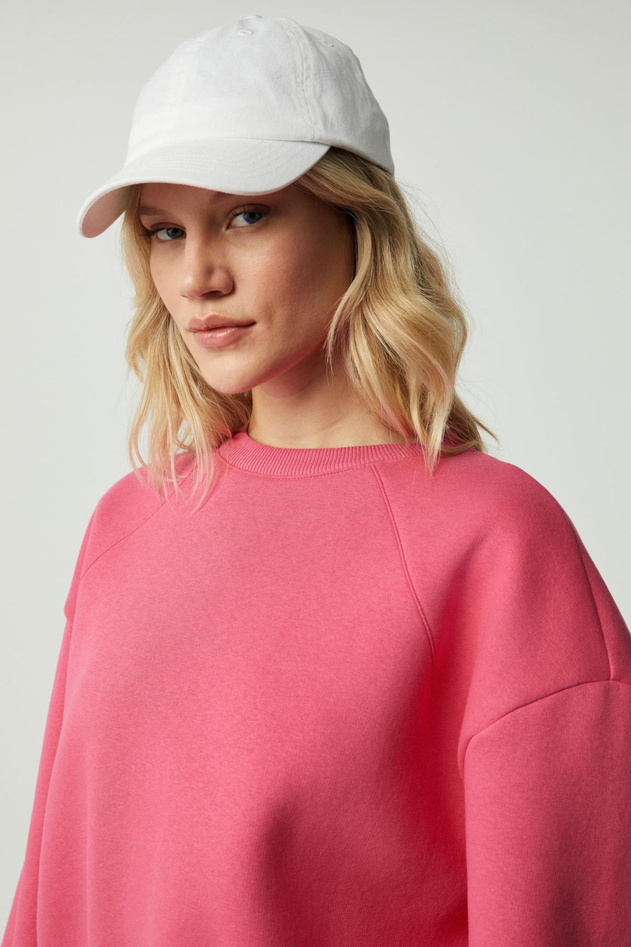 GRIMELANGE Relaxed Crew Neck Sweatshirt 4